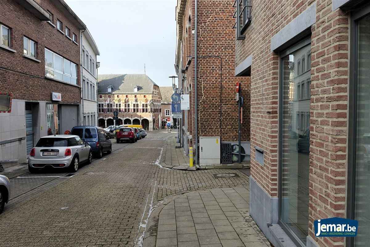 Op te frissen handelspand op top locatie in het centrum van Borgloon foto 3