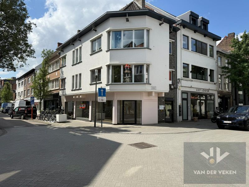 ()=>{if(producerUpdateValueVersion(node),producerAccessed(node),node.value===ERRORED)throw node.error;return node.value} Aldestraat 30 - 3500 Hasselt