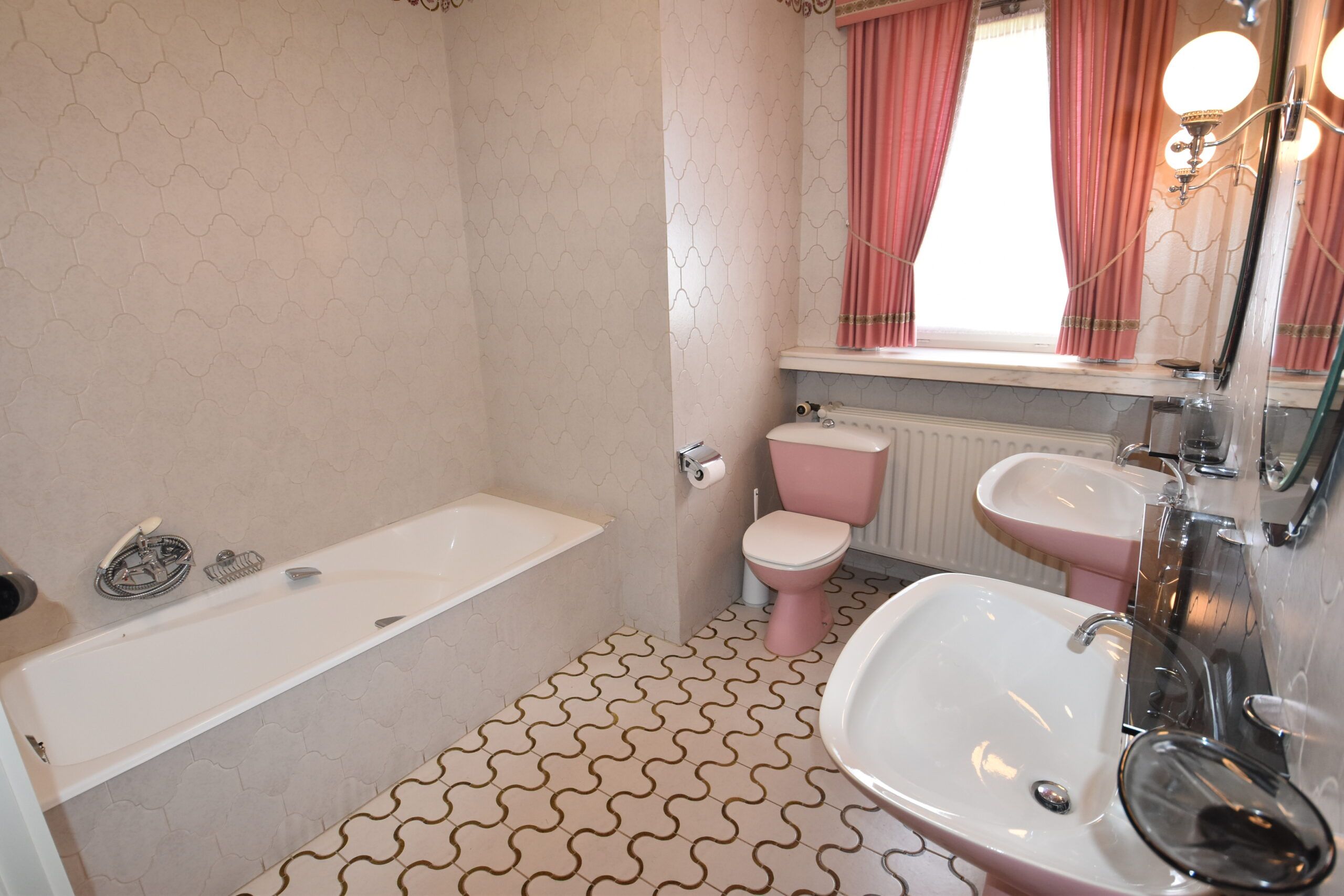 Ruime bungalow met tuin in rustige doodlopende straat te Nieuwkerken foto 10