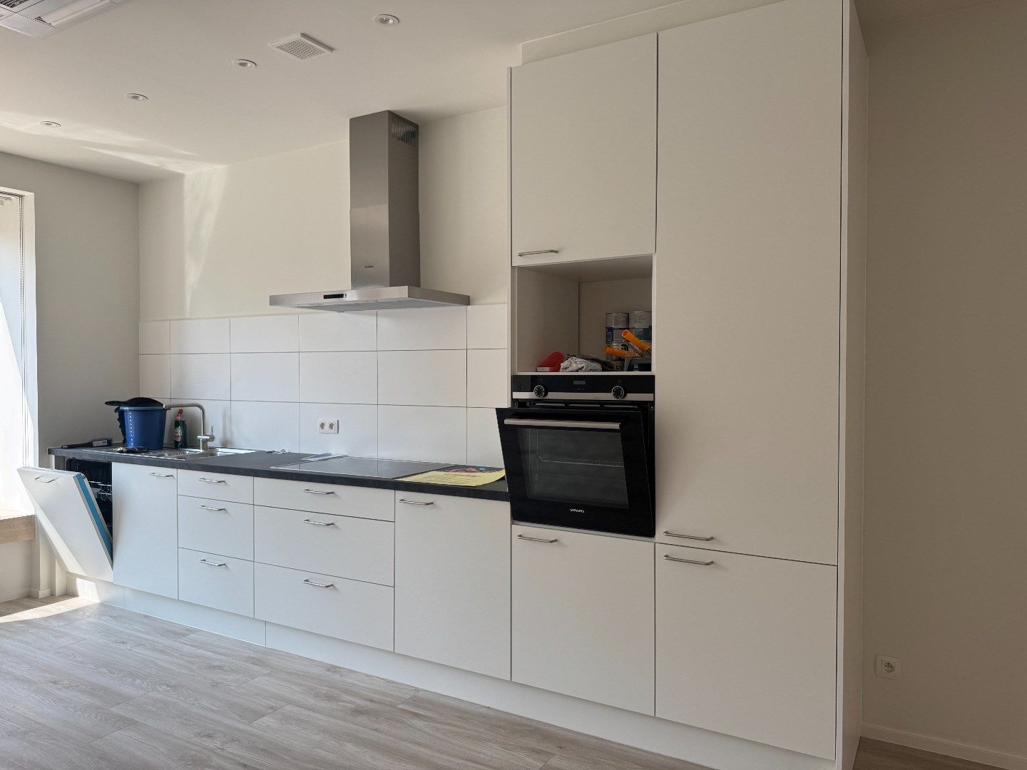 Volledig vernieuwd gelijkvloers-appartement in hartje Opwijk - 2 slpk foto 3