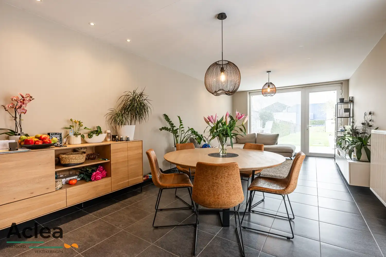 Sfeervolle energiezuinige HOB met diepe tuin foto 8