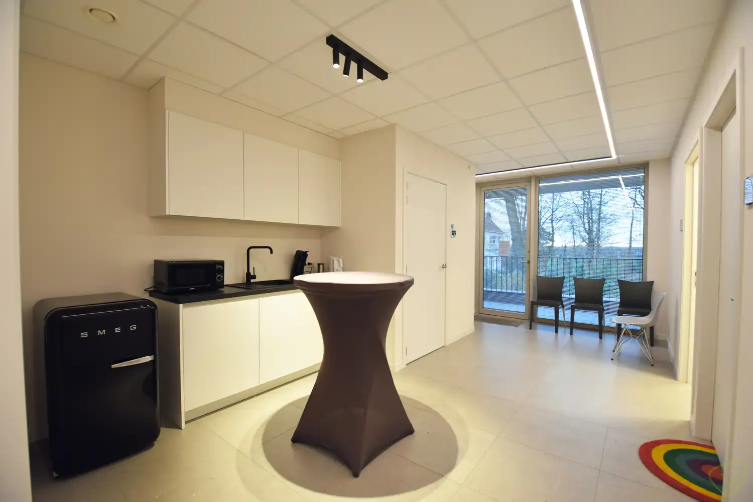 Kantoorruimte nabij het centrum van Zomergem! foto 9