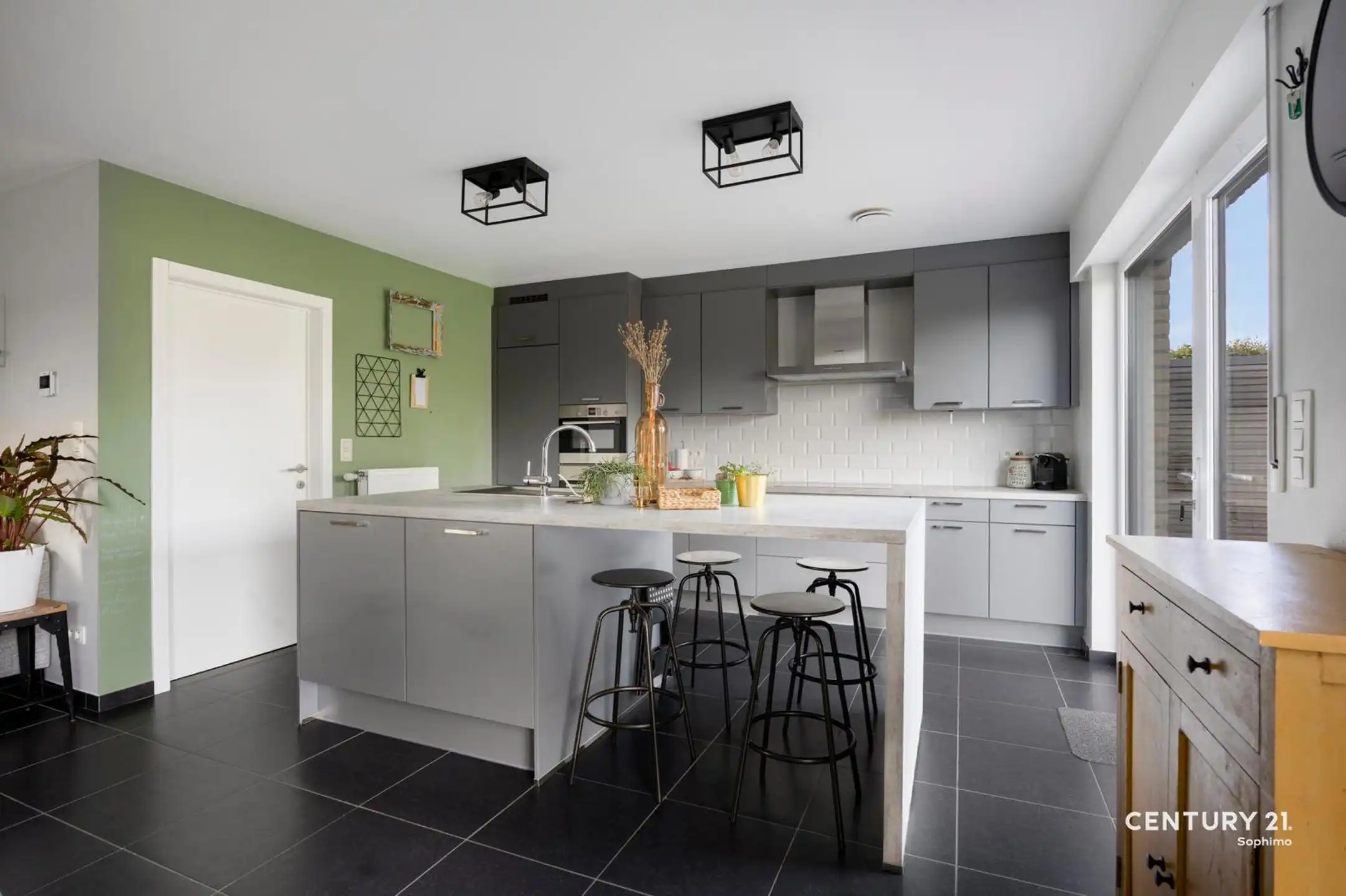 Energiezuinige gezinswoning met 5 slaapkamers in Binkom foto 7