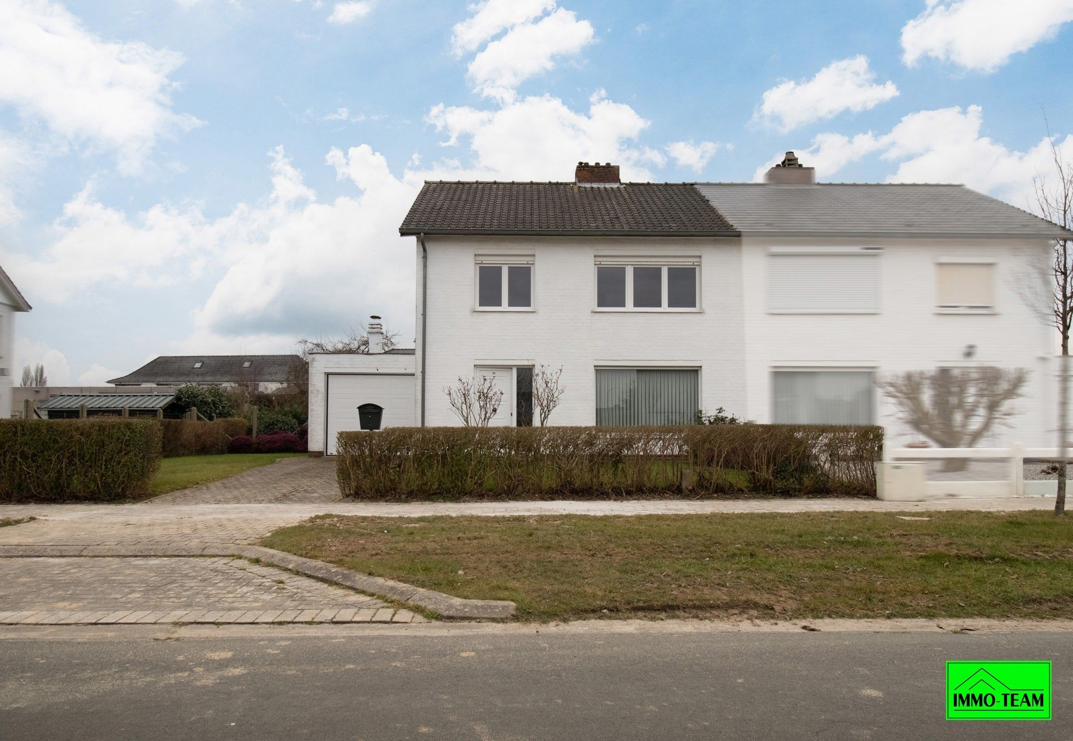 Charmante 3-gevelwoning in rustige woonwijk foto 15