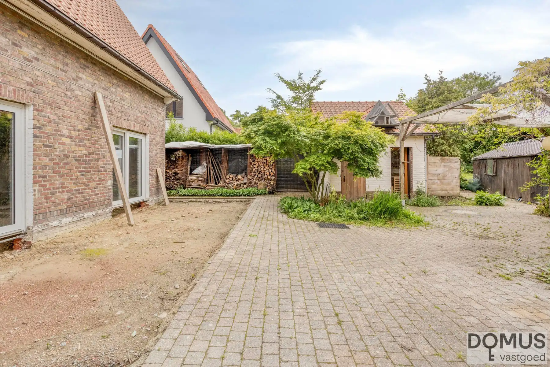 Charmante open bebouwing op toplocatie foto 6