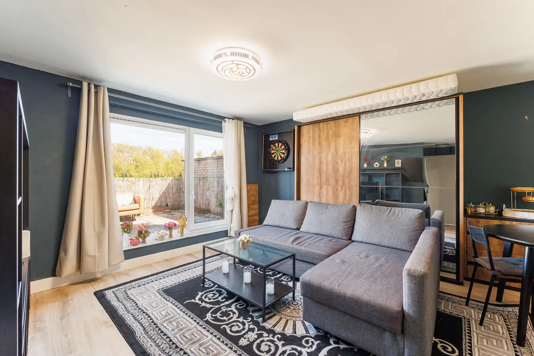 Dakappartement met 1 slaapkamer en ruim terras in Malle foto 3