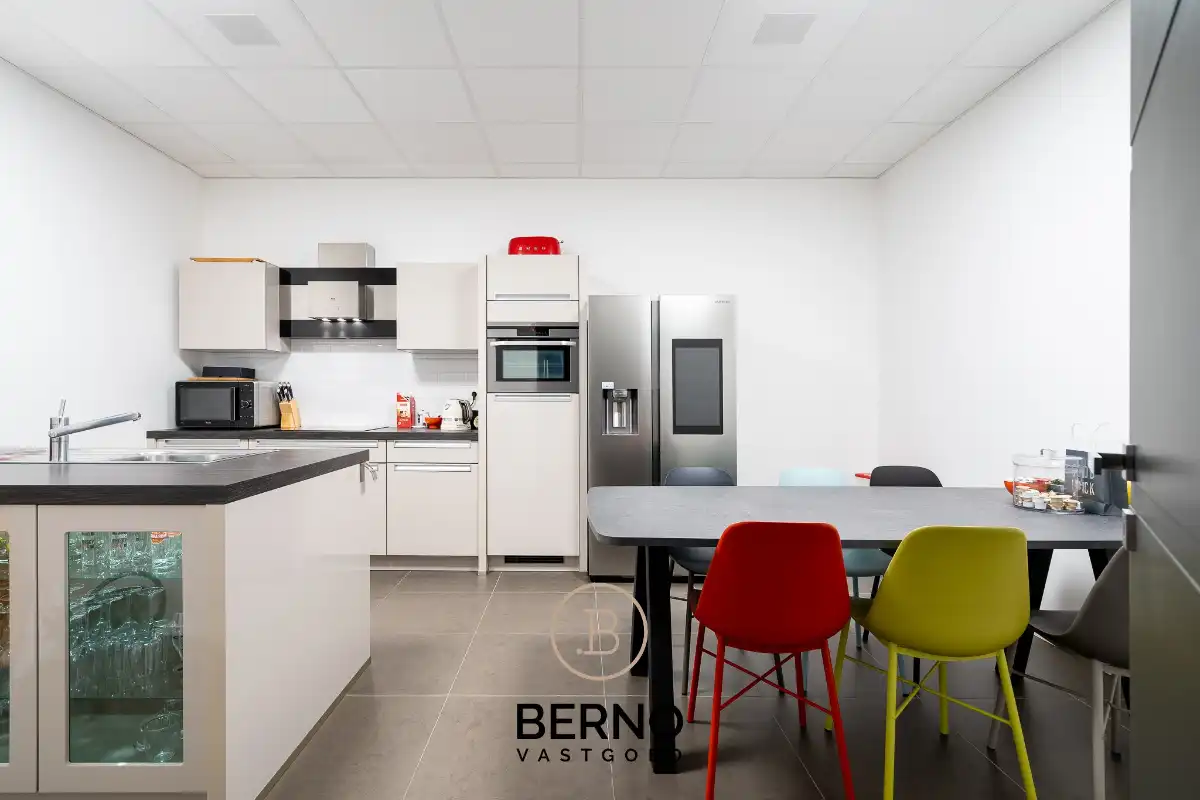 Kwalitatief bedrijfspand foto 7