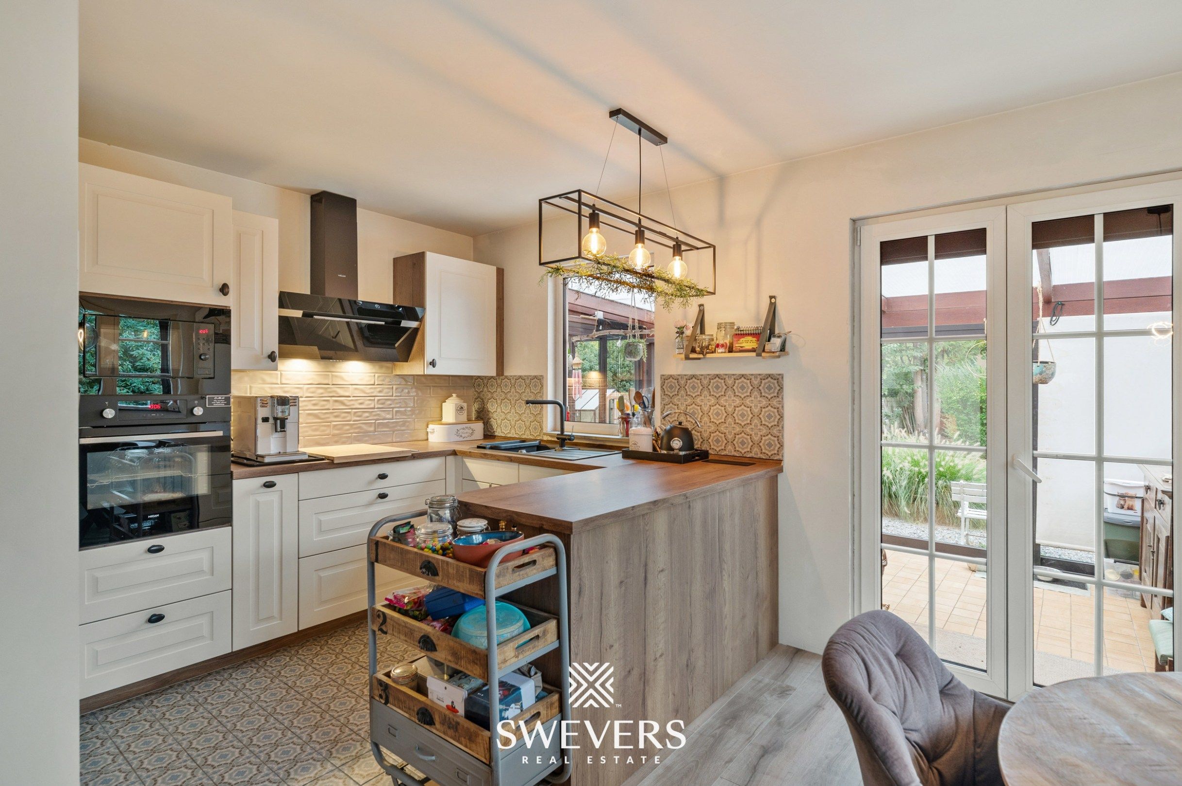 Gerenoveerde gelijkvloerse bungalow op prachtig perceel in het groen (11a 17ca) foto 7