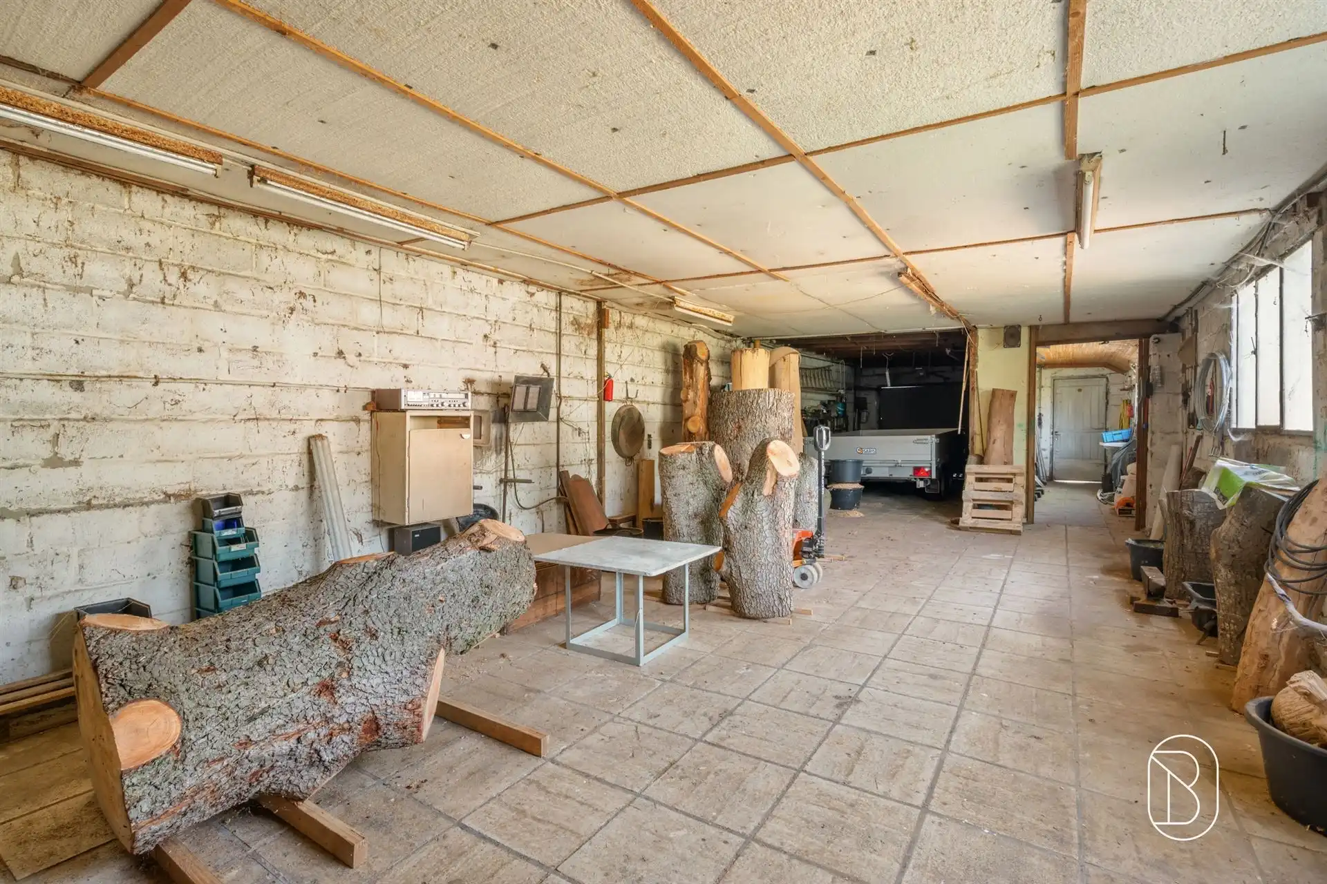 Ruime woning met werkplaats van 200 m² en diepe tuin foto 18