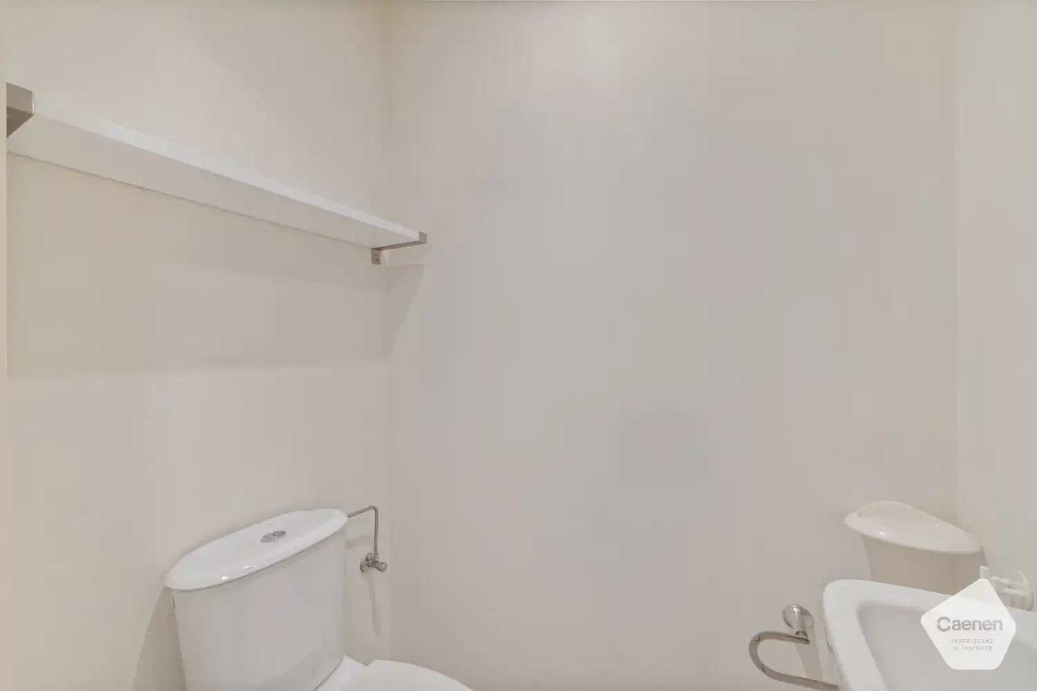 Ruim twee slaapkamer appartement met een uitstekende ligging foto 13