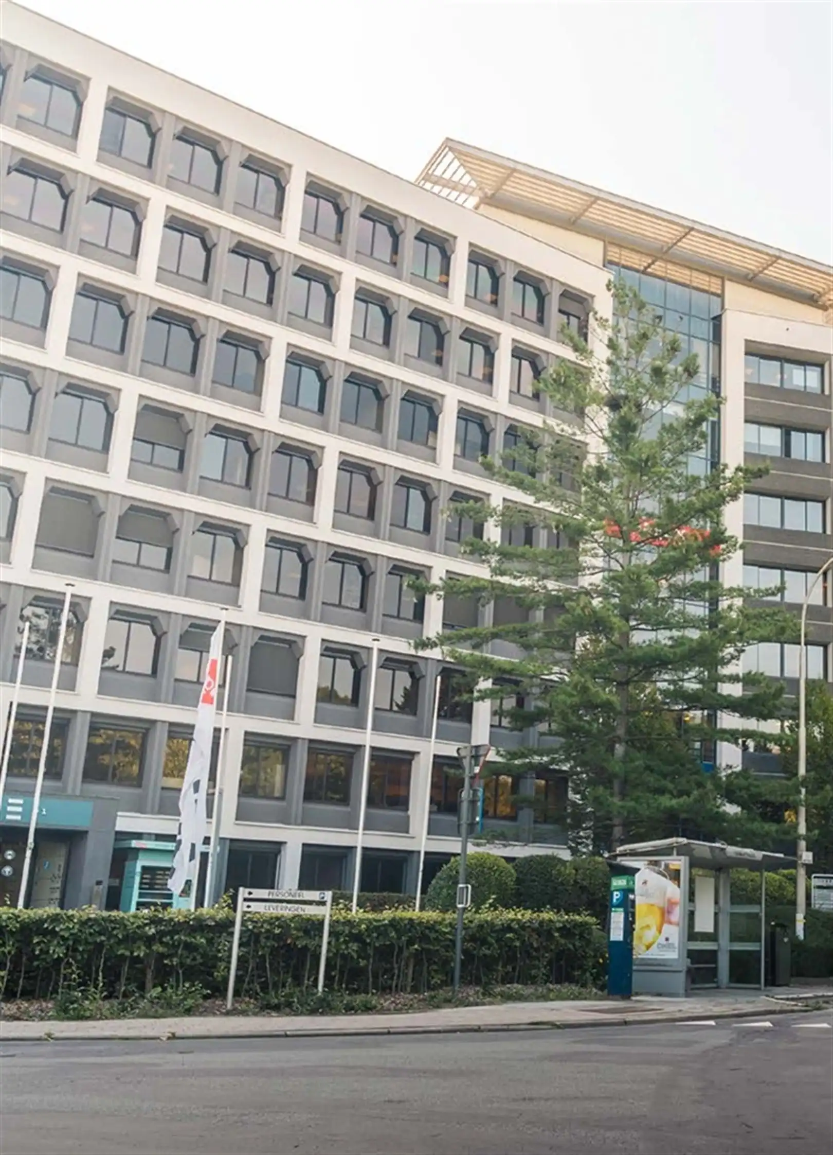 THE OFFICE: kantoren nabij Klaverblad (E17/E40)  foto 11