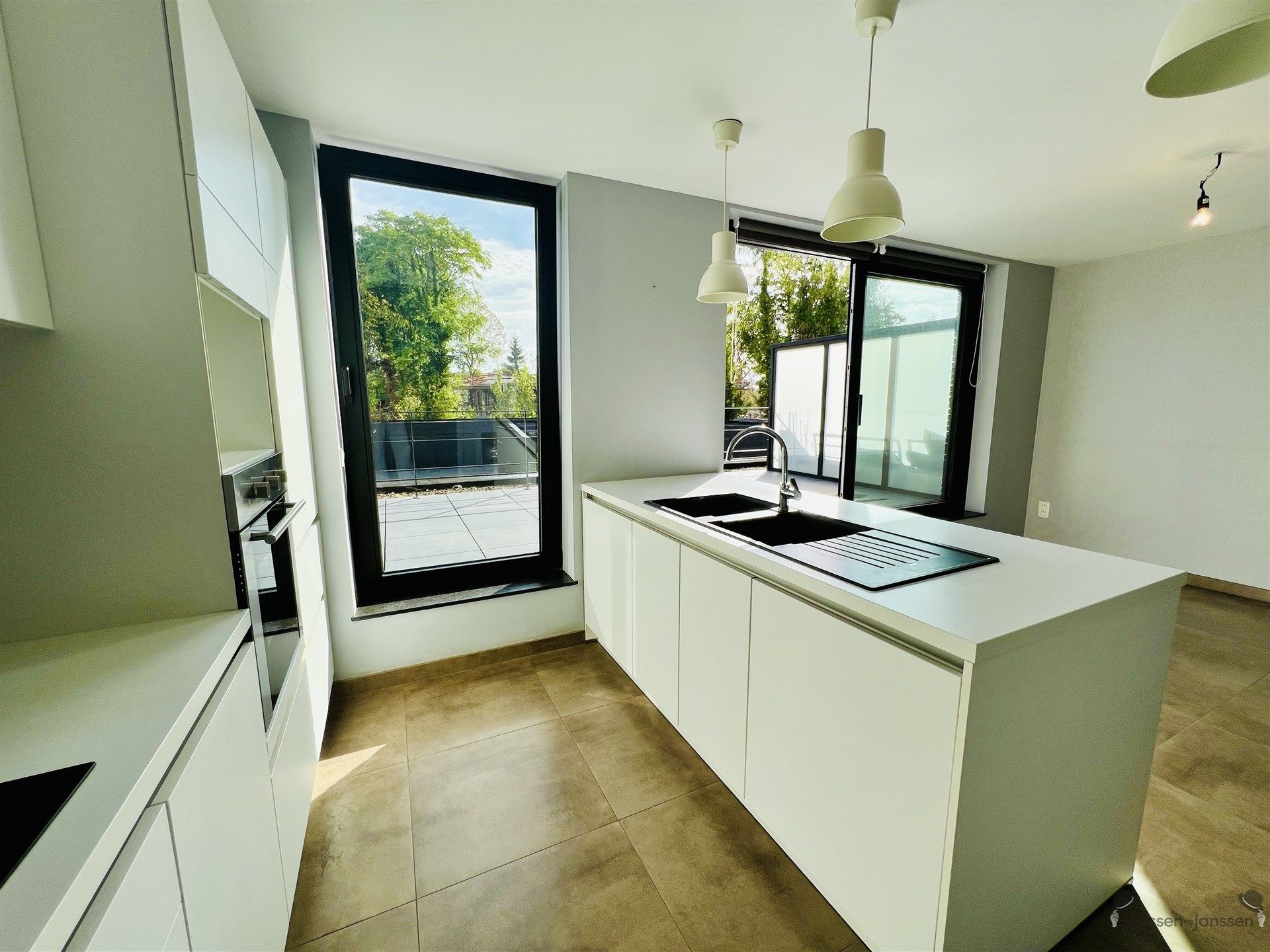 recent instapklaar1 slpk appartement met ruim terras foto 3