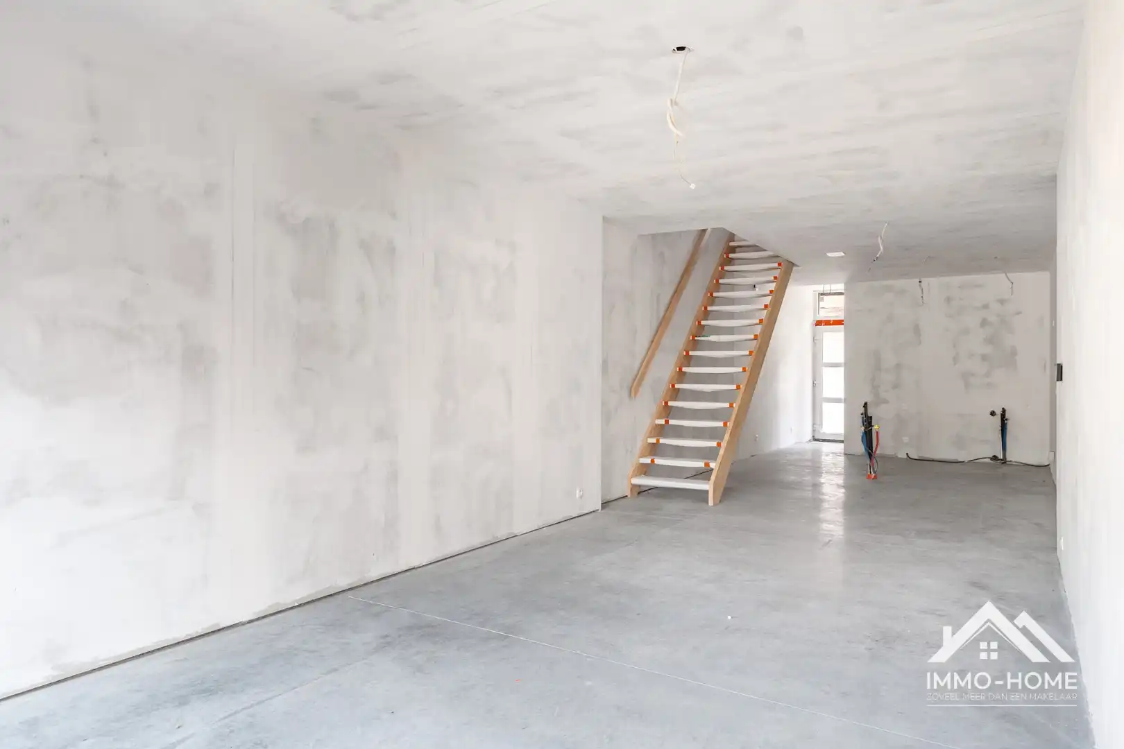 Structureel gerenoveerde woning met tuin foto 9