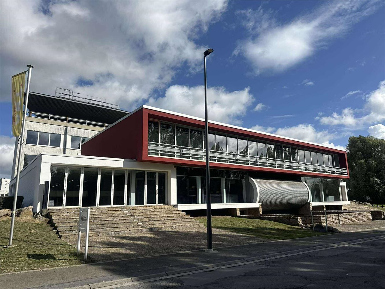 UNIEKE KANTOREN MET PARKING EN VERSCHILLENDE OPPERVLAKTES foto 35