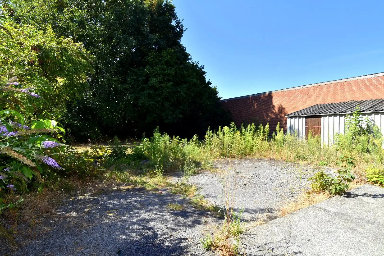 Alleenstaande woning met achterliggende opslag ruimte (205 m²) te koop in Heule foto 17