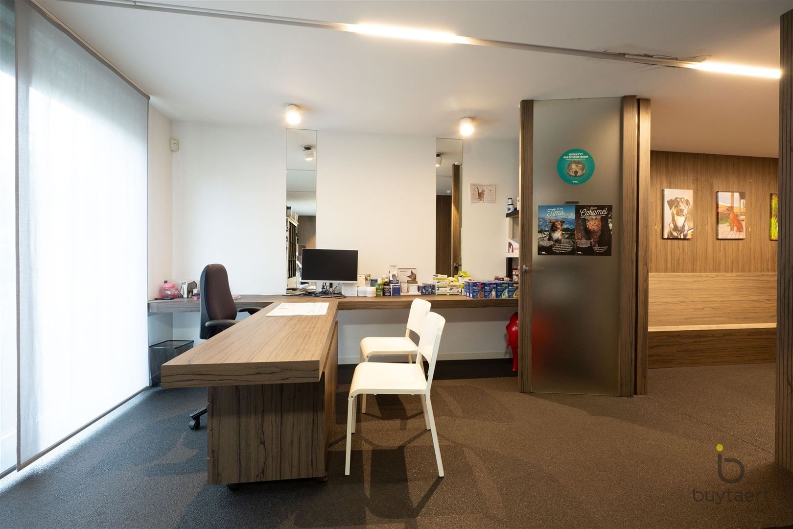 RUIME EN LICHTRIJKE PRAKTIJK IN GELIJKVLOERSAPPARTEMENT MET PRIVÉ-TUIN foto 9