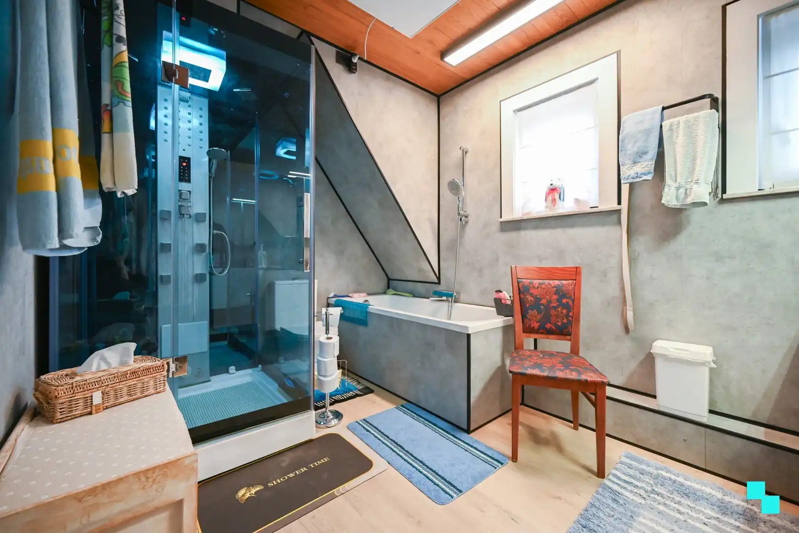 Ruime woning met praktische loods/werkplaats gelegen nabij het centrum van Izegem foto 20