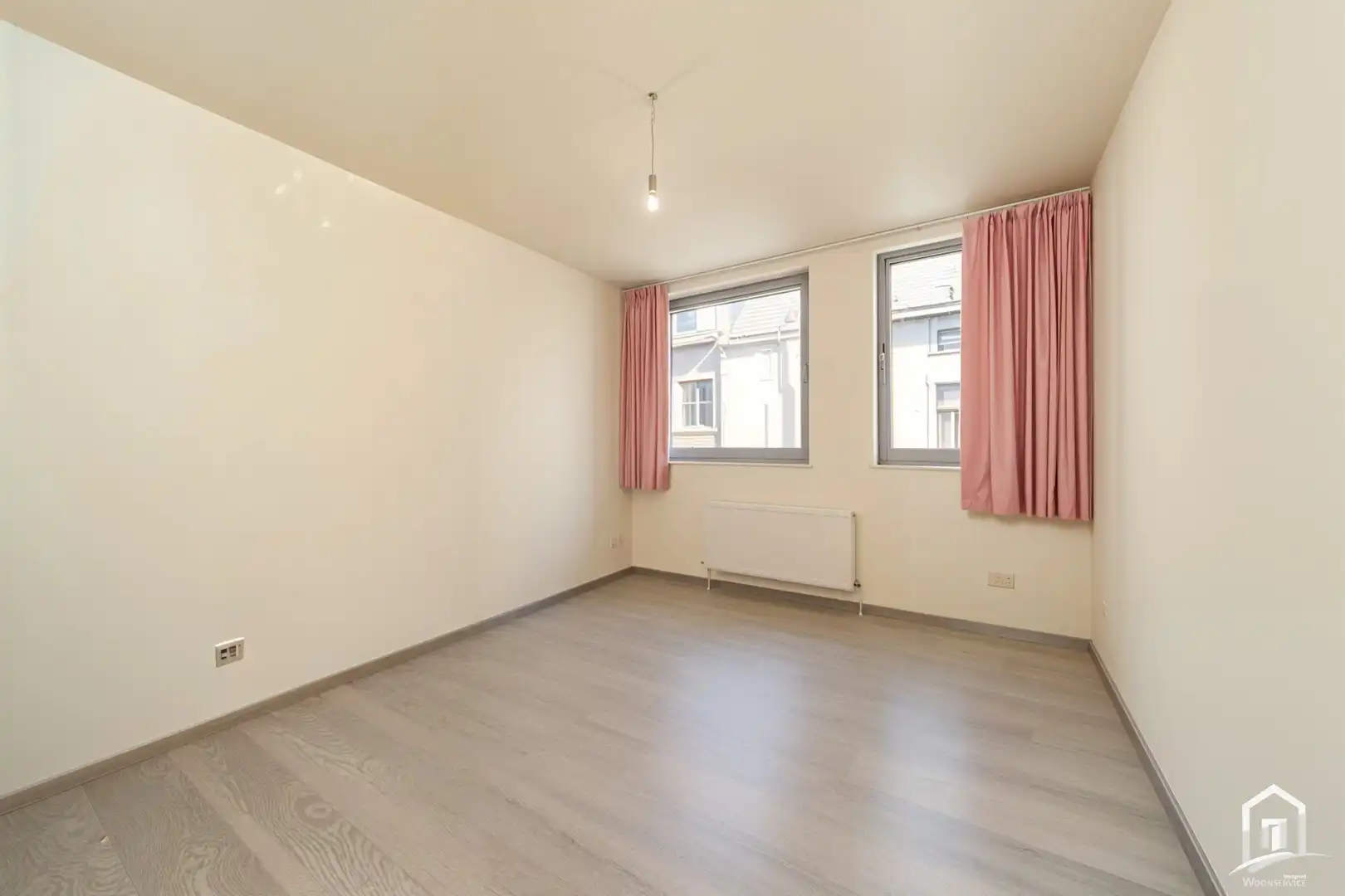 Instapklaar appartement met 2 slaapkamers centrum Aalst. foto 5