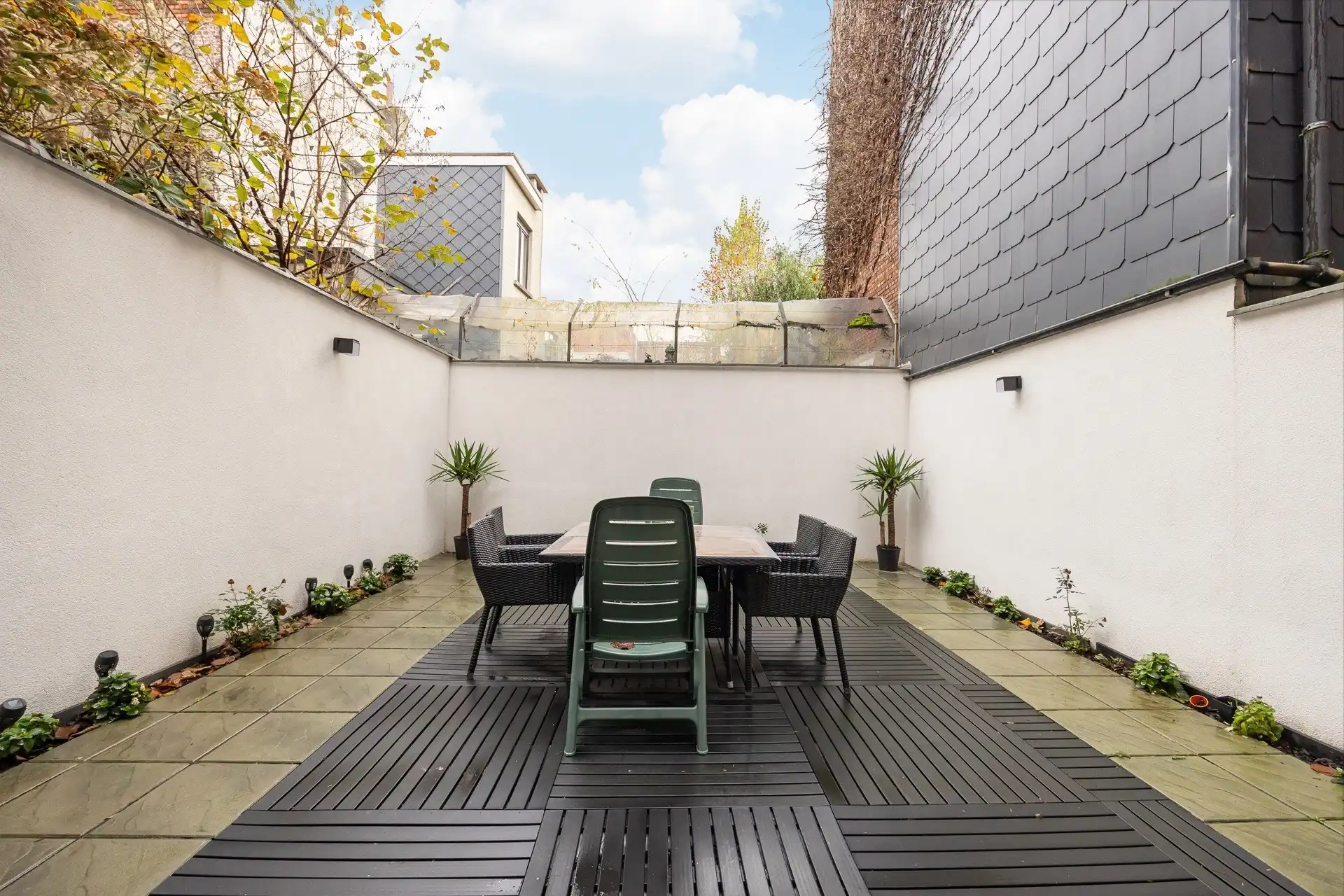 Ruime, instapklare gezinswoning met authentieke elementen in Berchem foto 14