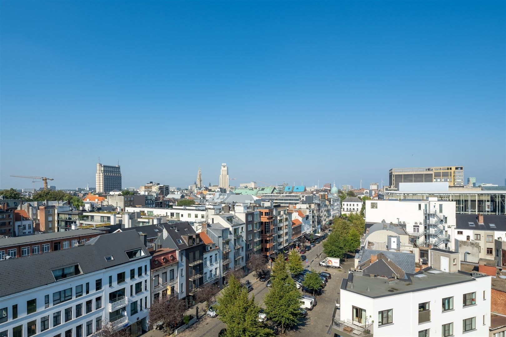 UNIEK dakappartement met grote terrassen en autostaanplaatsen foto 35