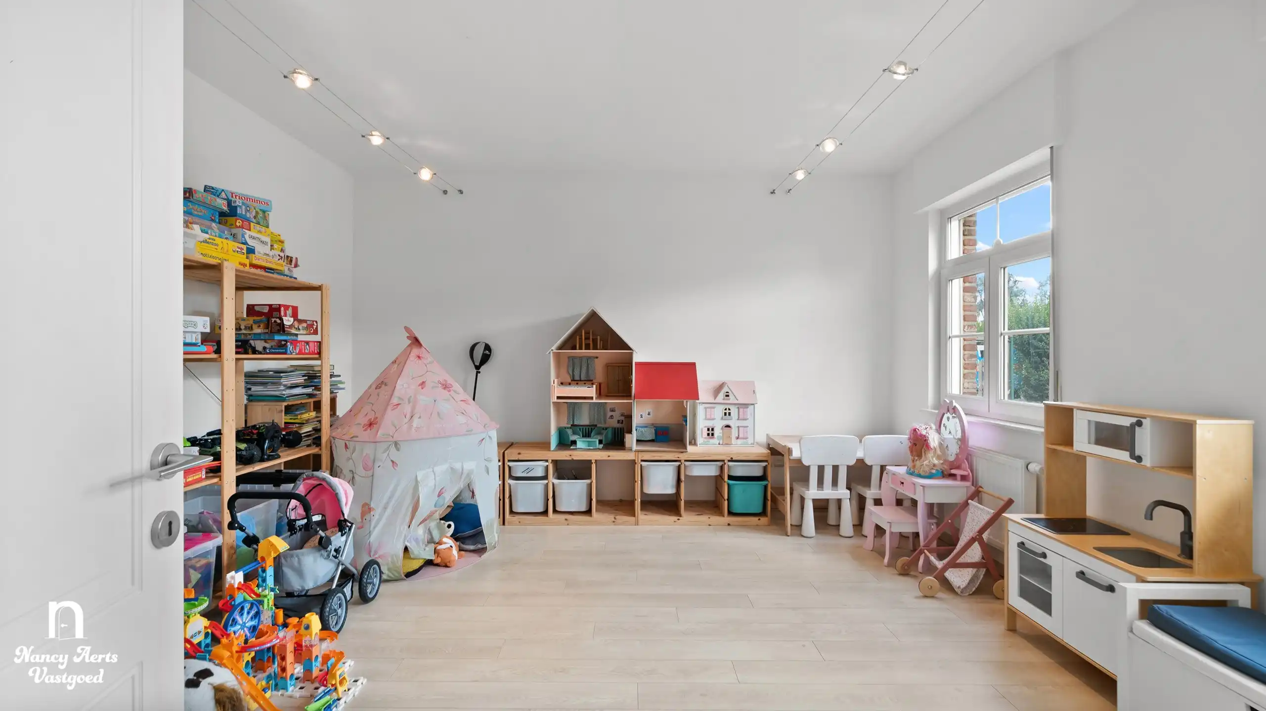 Verrassend ruime woning met aparte studio op rustige locatie foto 25