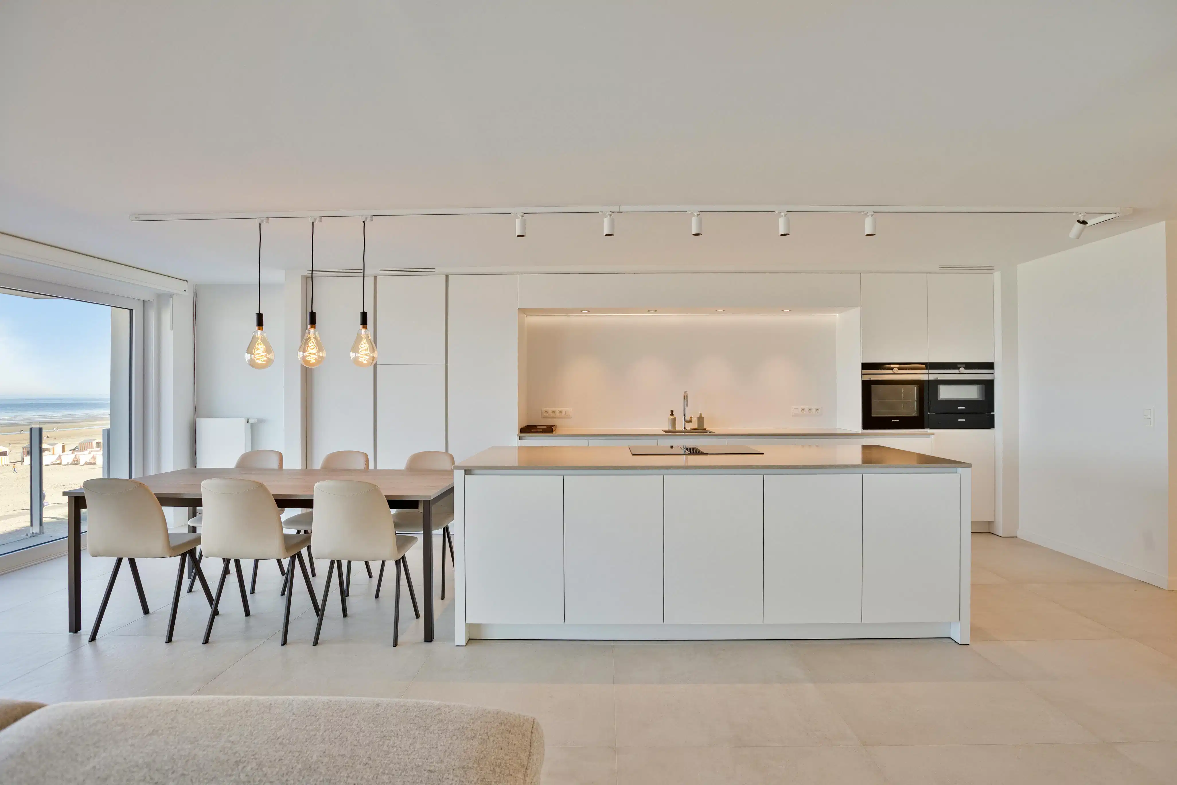 Uniek appartement met 4 slaapkamers op de Zeedijk te De Panne foto 7