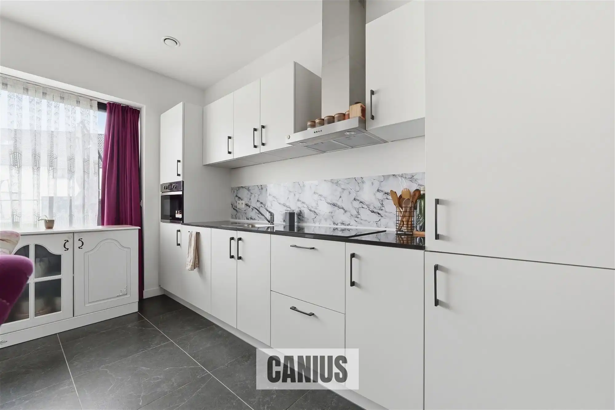 MODERNE WONING MET 3 SLKS & TUIN foto 5