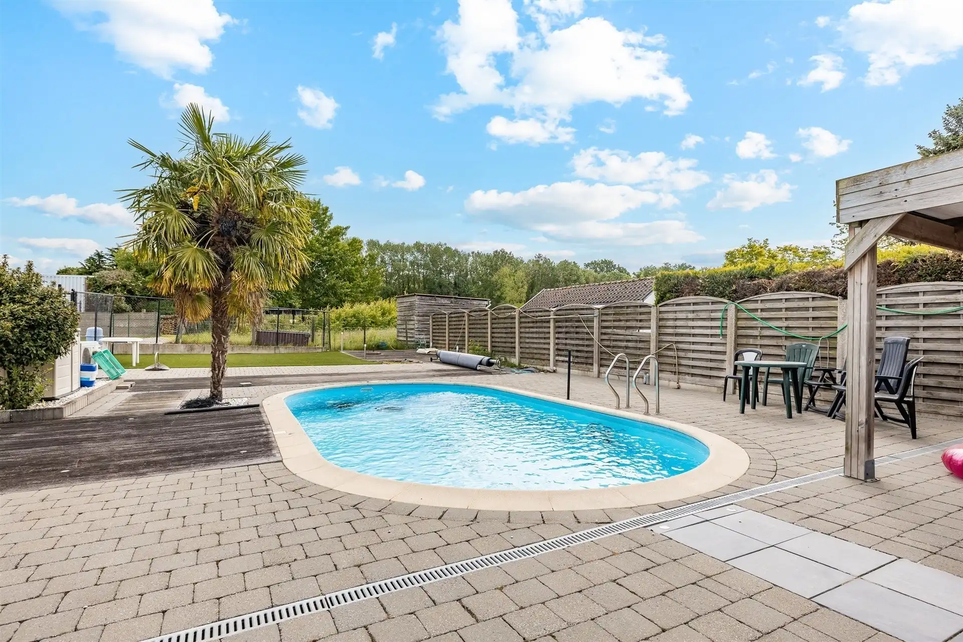 Charmante villa met zwembad op een mooi perceel van 942 m²  foto 17