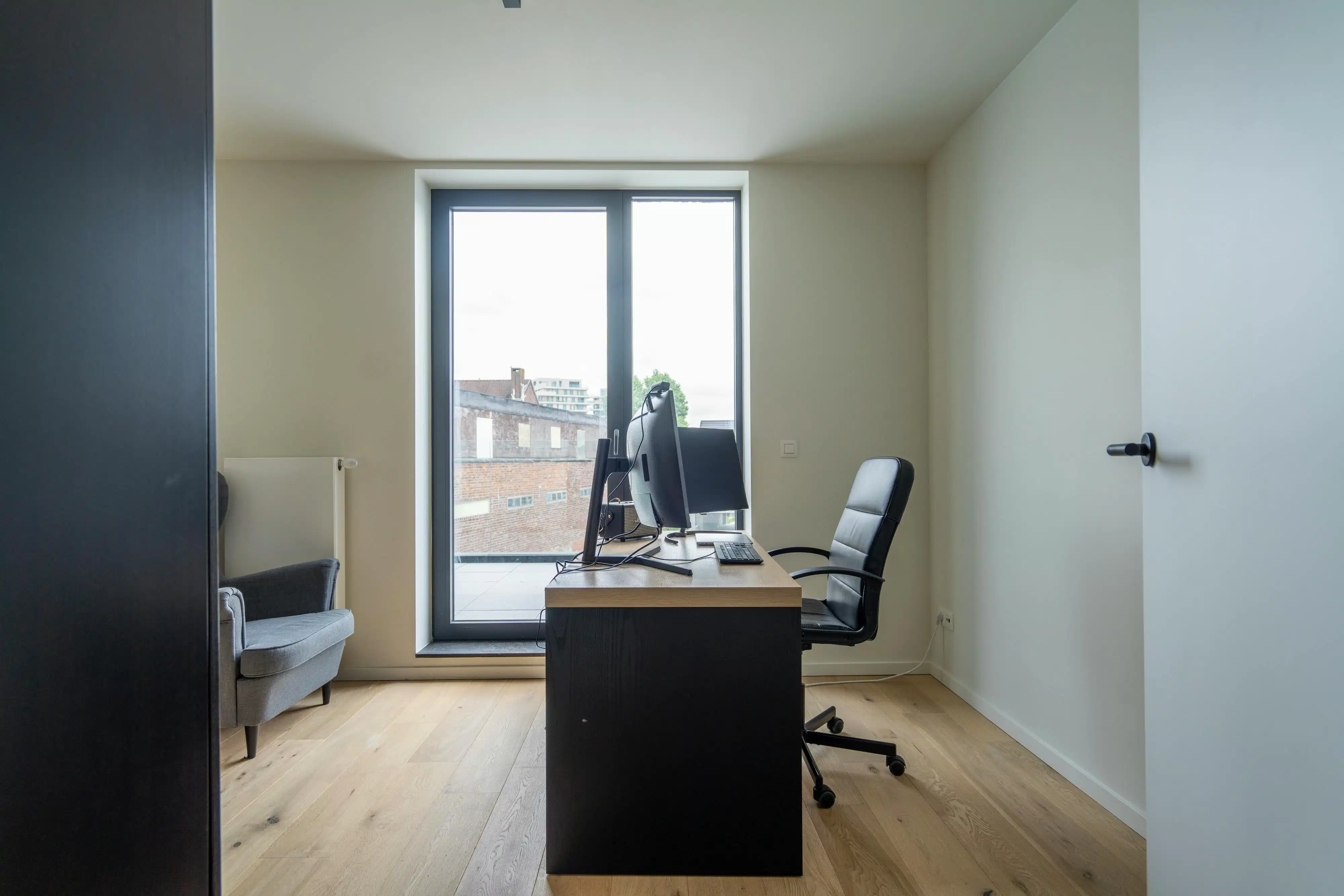 Recent appartement met 2 terrassen te koop in Waregem foto 12