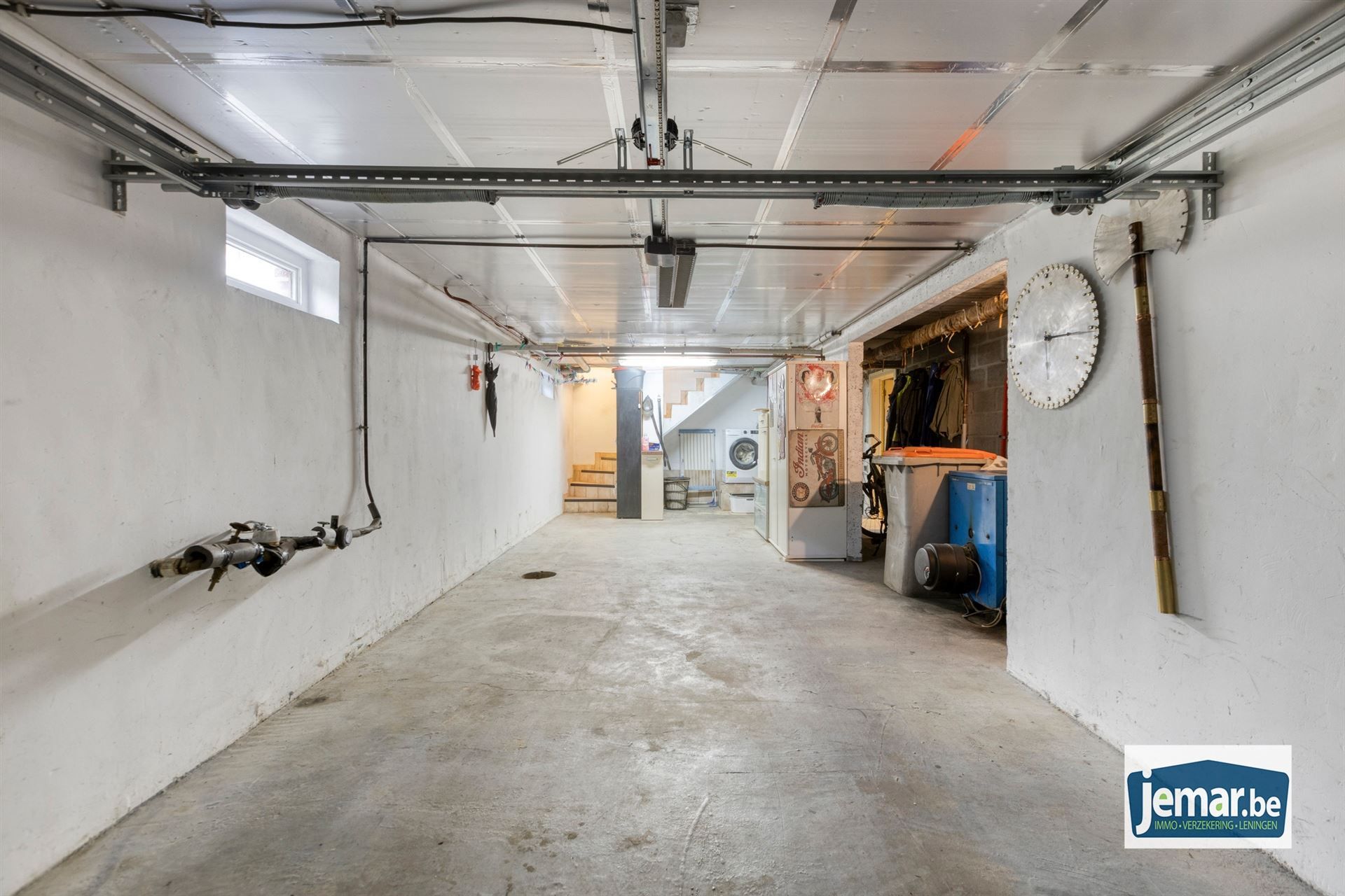 Vrijstaande bungalow woning met 3 slaapkamers en inpandige garage  foto 25