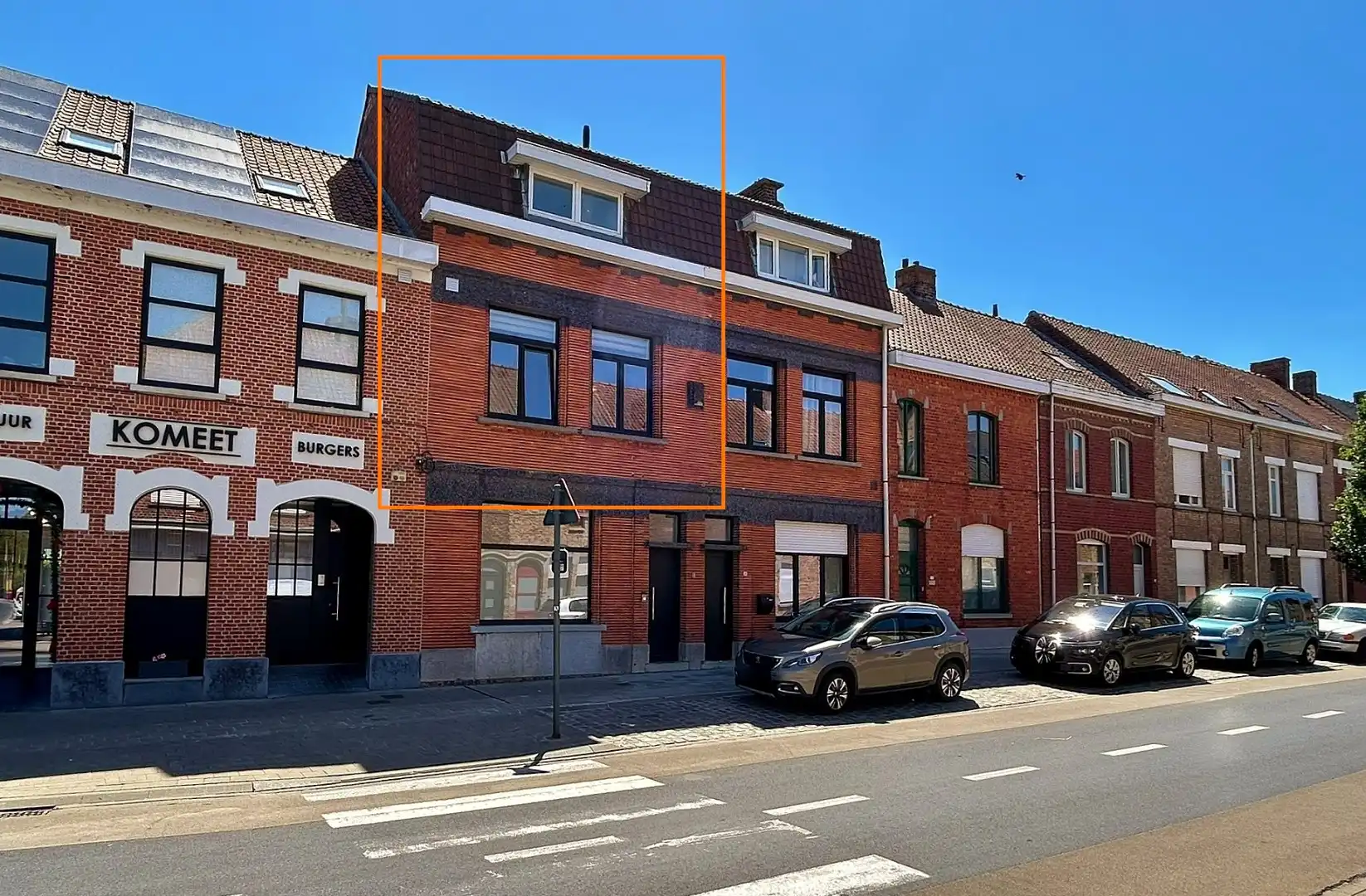 Volledig gerenoveerd duplex-appartement op wandelafstand van het centrum van Ieper foto 2