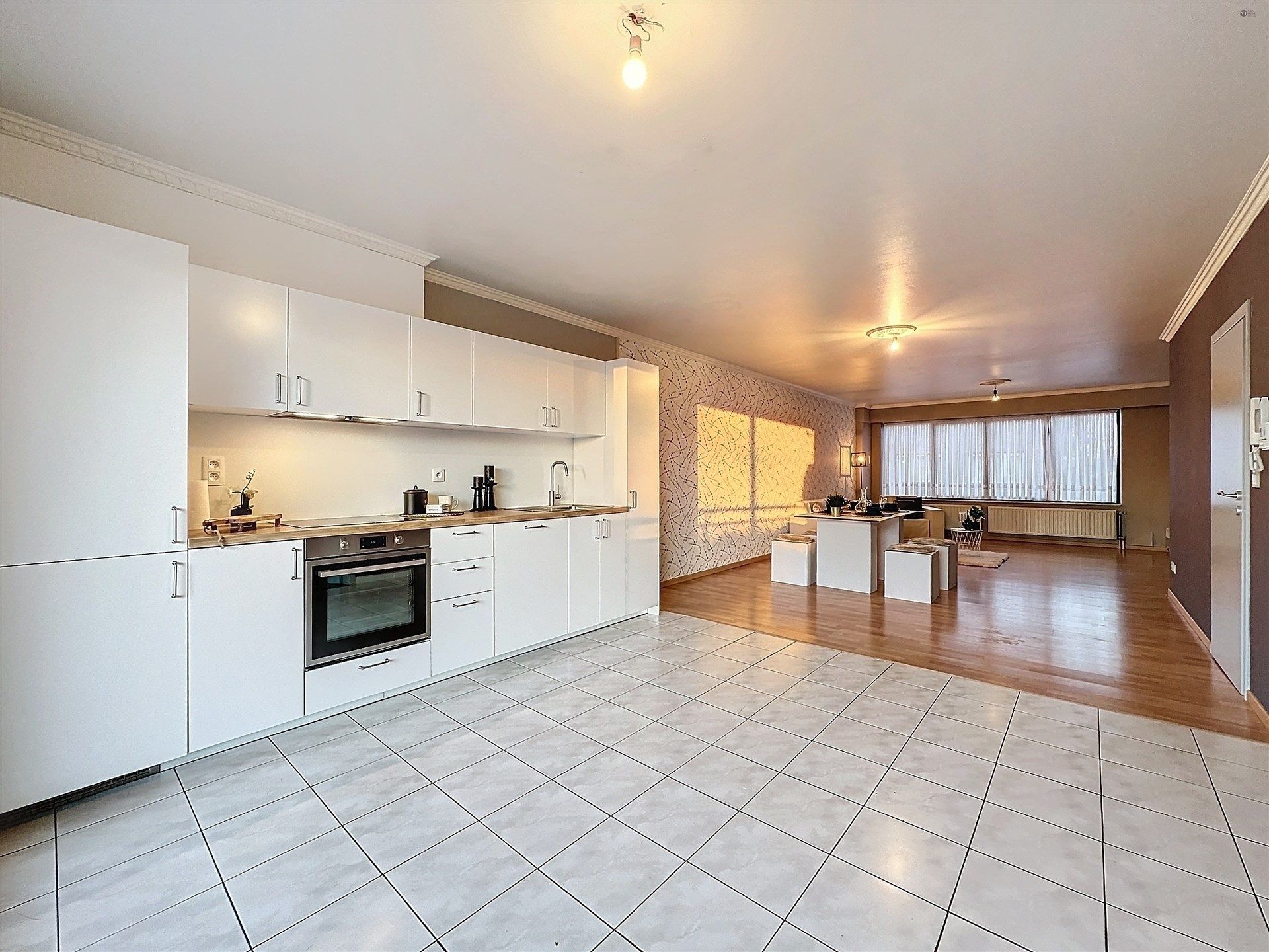 Ruim 3-slk appartement met overdekt terras op centrale ligging foto 4