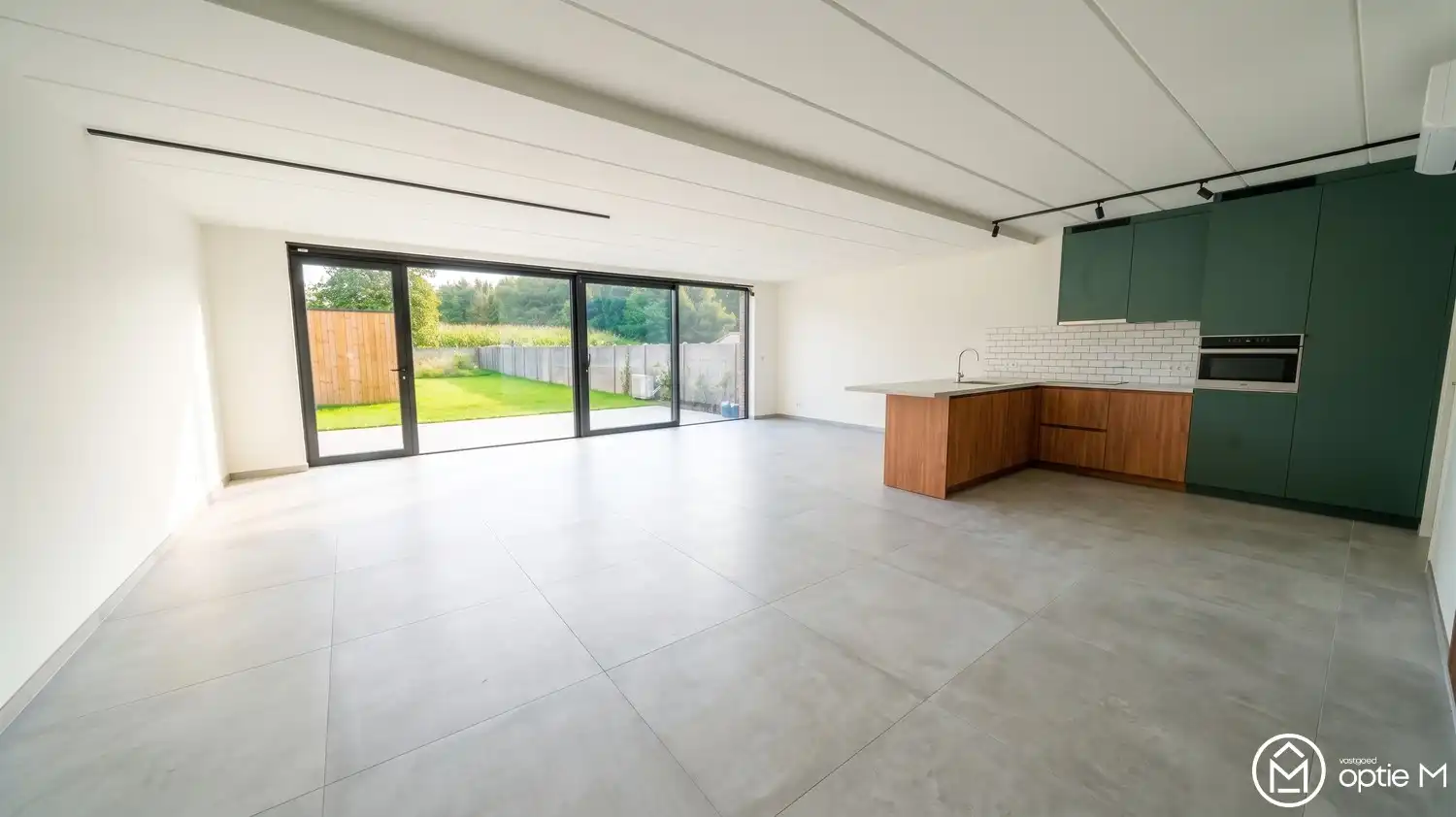 Ruim gelijkvloers appartement te huur in Bilzen – 120 m², tuin en 3 parkeerplaatsen foto 3