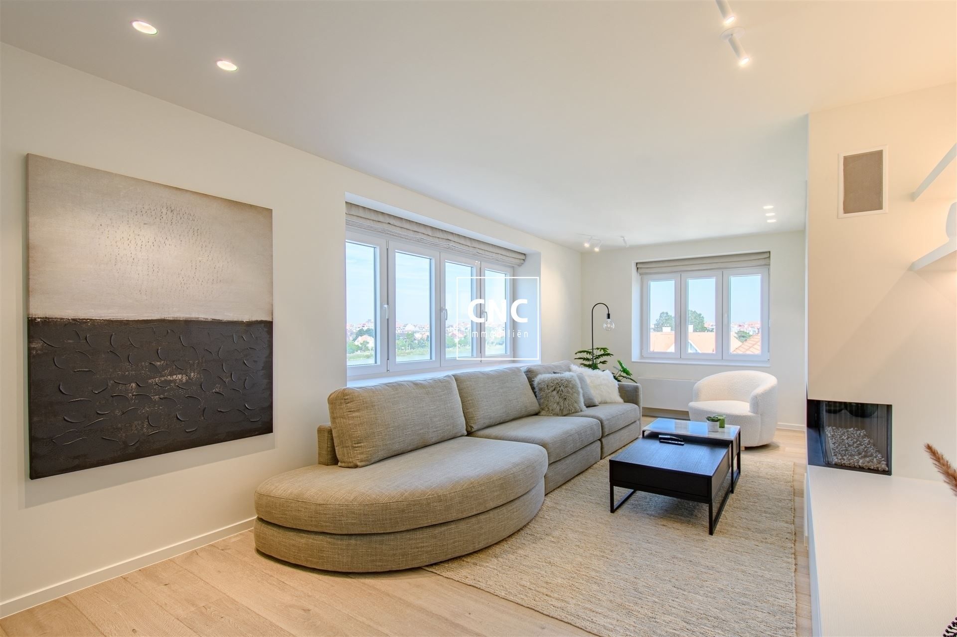 Prachtig lichtrijk hoek appartement met magnifiek open zicht foto 2