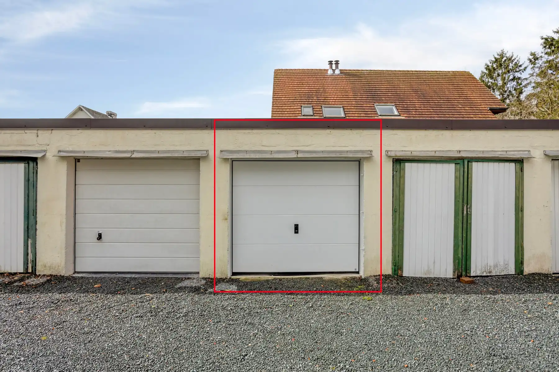 Rustig gelegen, gerenoveerd 2-slaapkamer appartement foto 14