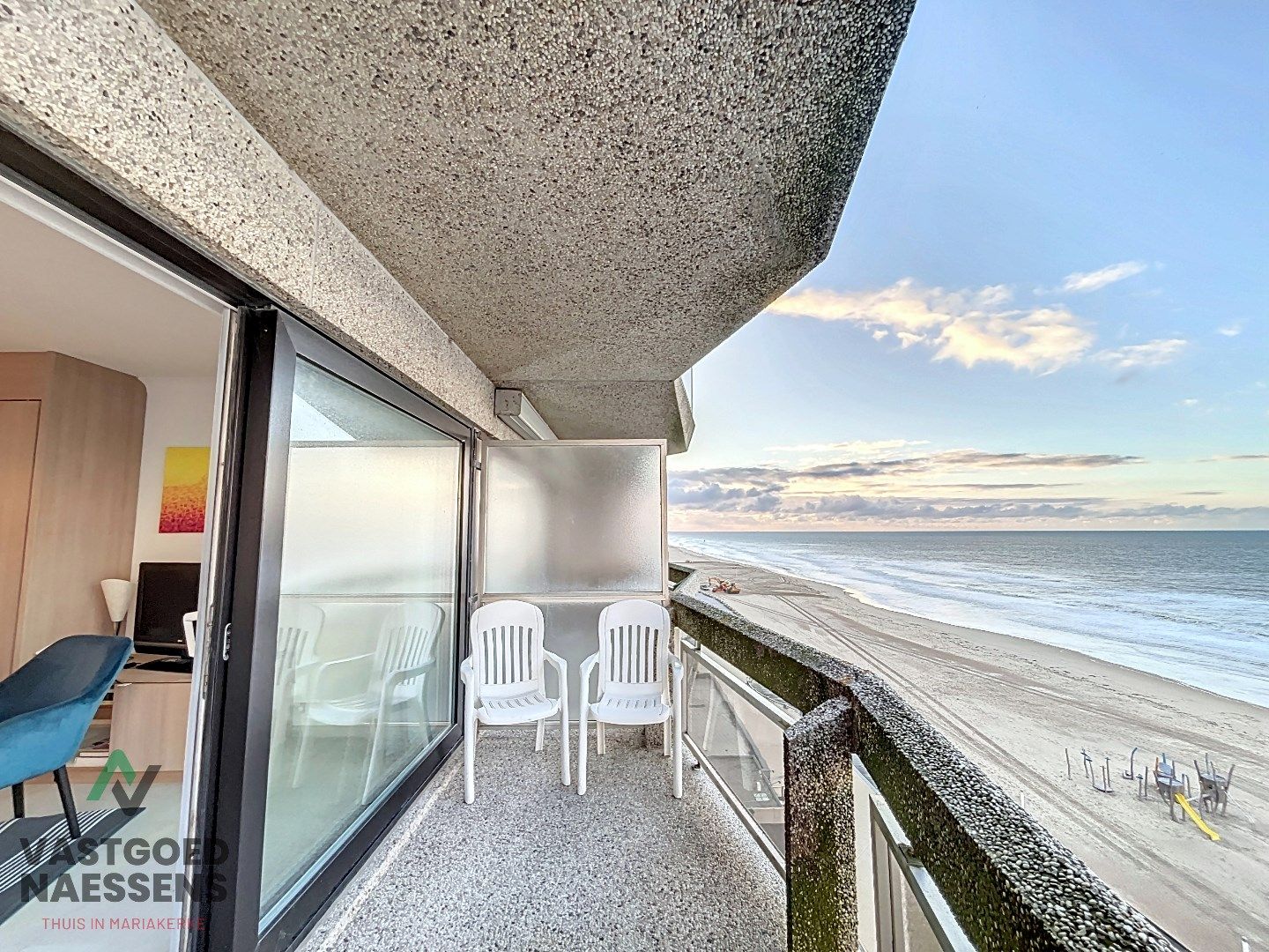 GERENOVEERDE STUDIO MET TERRAS EN ZICHT OP ZEE foto 11