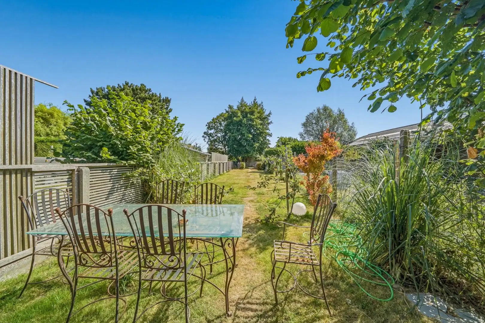 Te renoveren woning met ruime tuin in Bredene foto 7