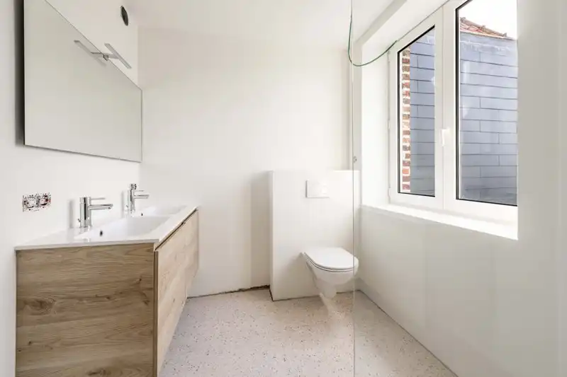 Volledig gerenoveerde en energiezuinige woning in Bissegem&nbsp;🏡 foto 13