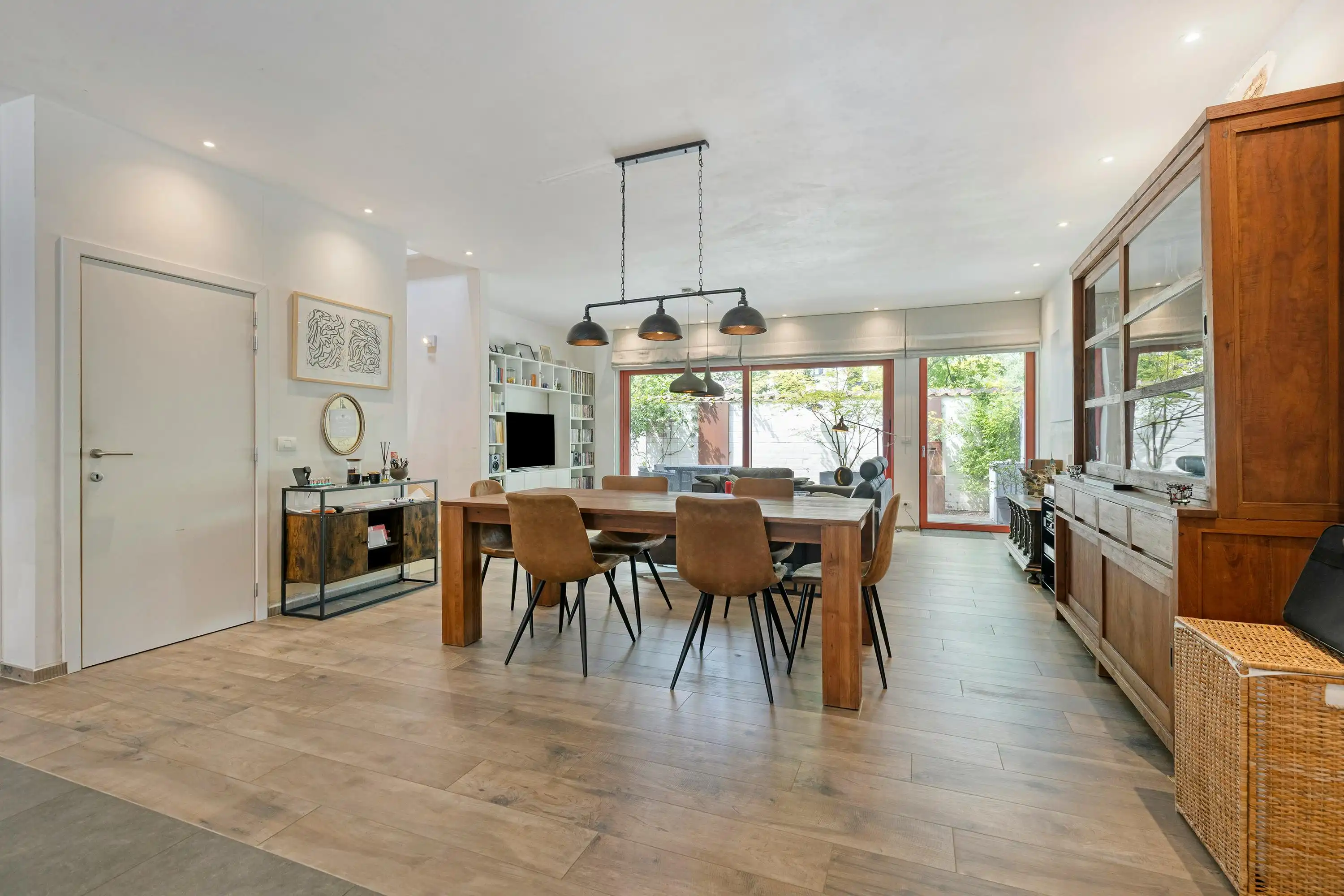 Perfect uitgeruste herenwoning met 3 slaapkamers in Brugge foto 2