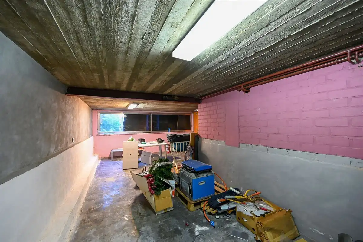Ruime splitlevel woning met veel potentieel foto 29
