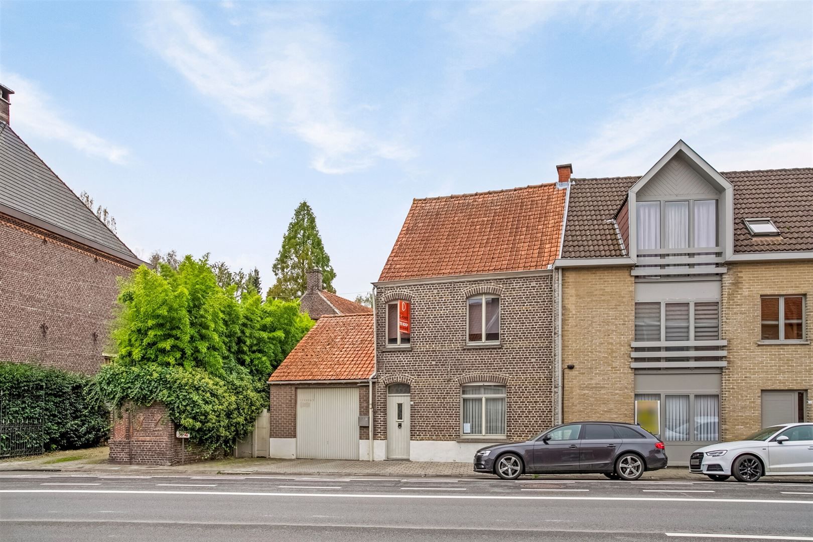 Te renoveren woning op 1439m² met uitweg achteraan foto 3