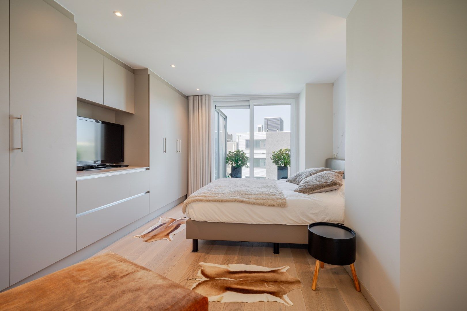 2-slaapkamerappartement met zonovergoten terrassen, hoogwaardige afwerking en topligging nabij zee foto 12