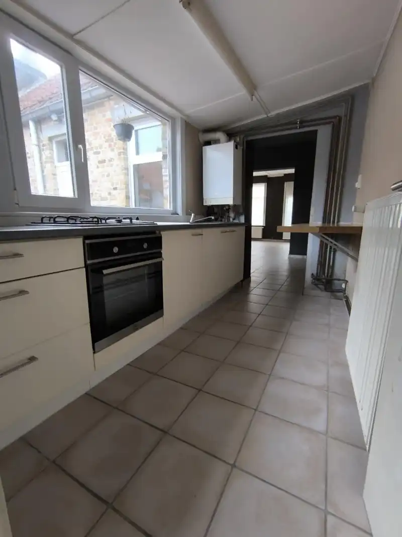 Rijwoning met garage foto 11