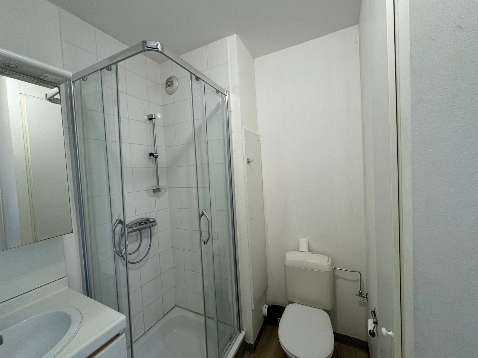 **** ONDER COMPROMIS **** foto 7
