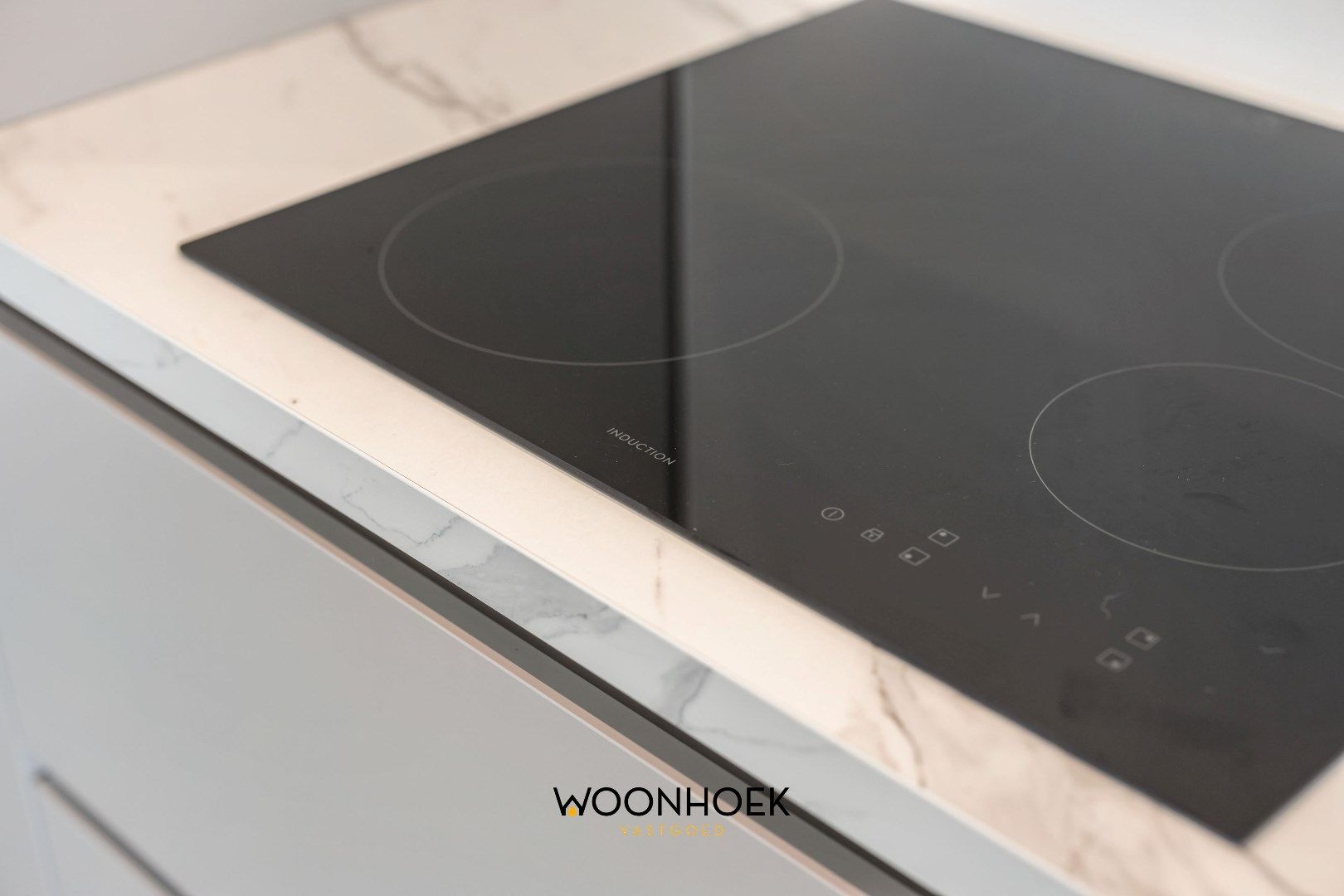 Luxueus 2-slpk nieuwbouwappartement OEVERPARK te Lokeren foto 10