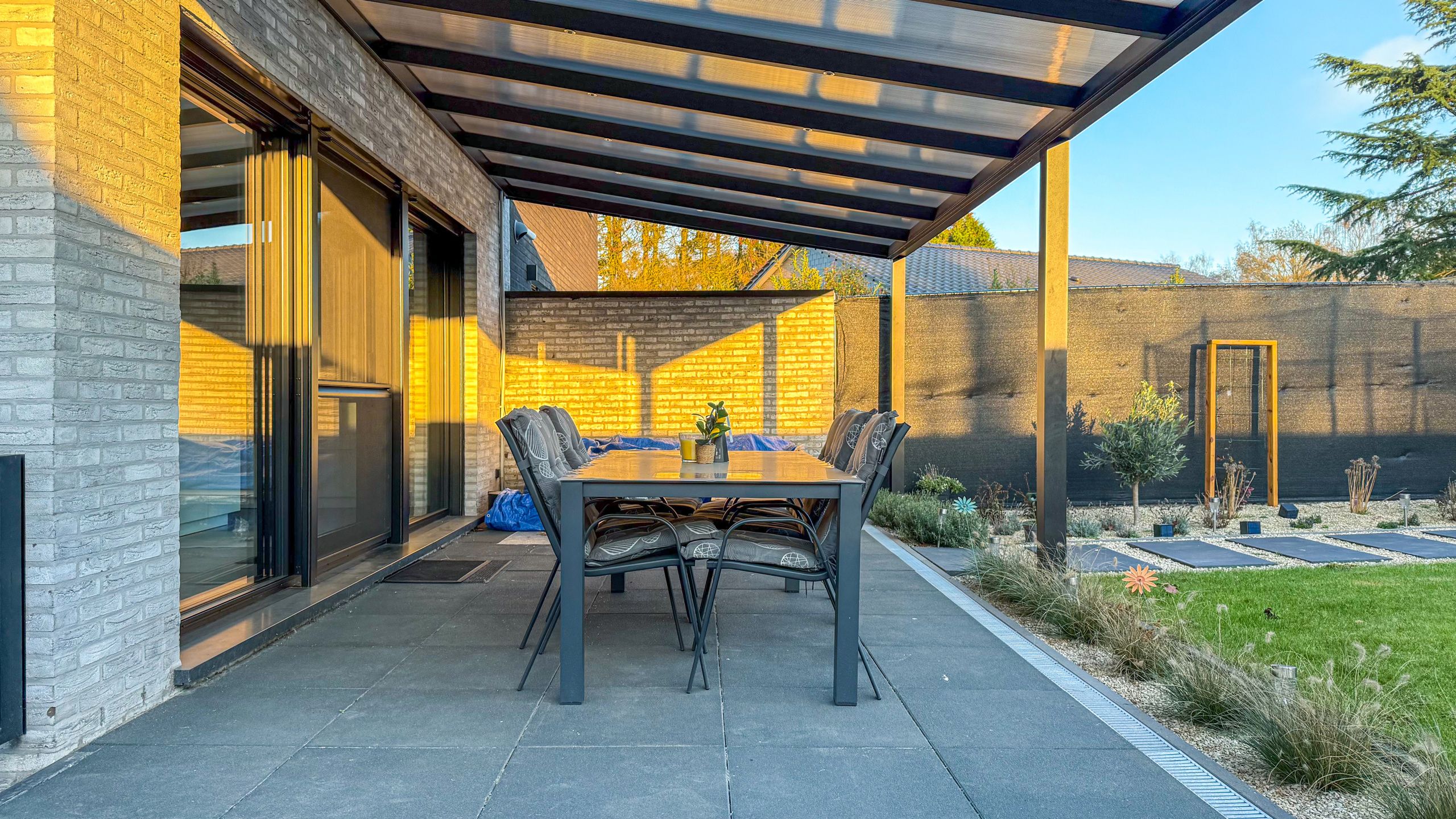 Moderne halfopen bebouwing (3 jaar oud) nabij E313 & E314! foto 45