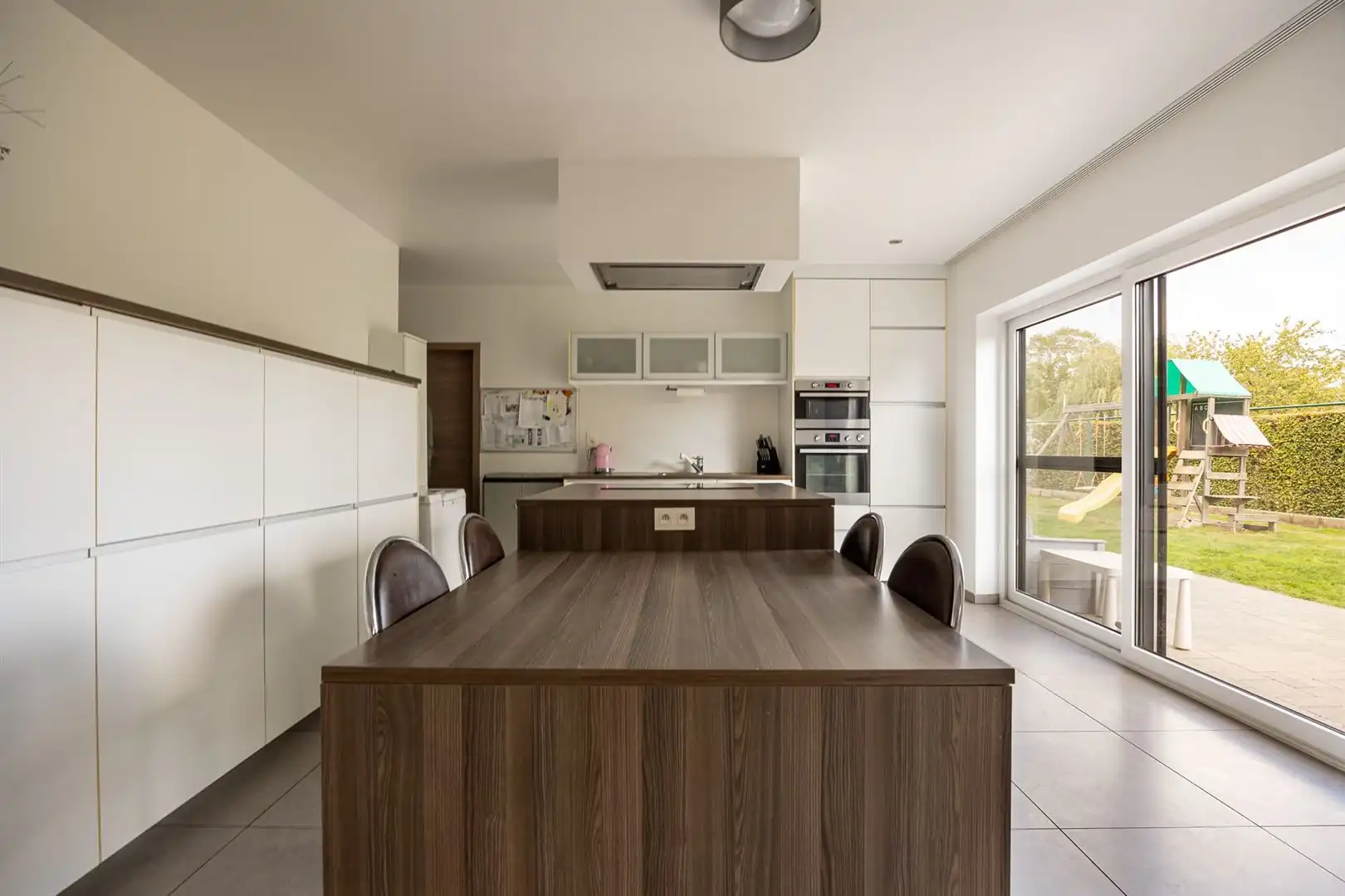 Zeer ruime woning met vier slaapkamers te Rillaar! foto 6