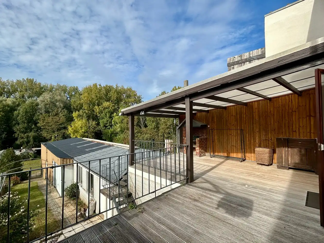 Lichtrijke woning met ruim terras en groot atelier in Leefdaal foto 6