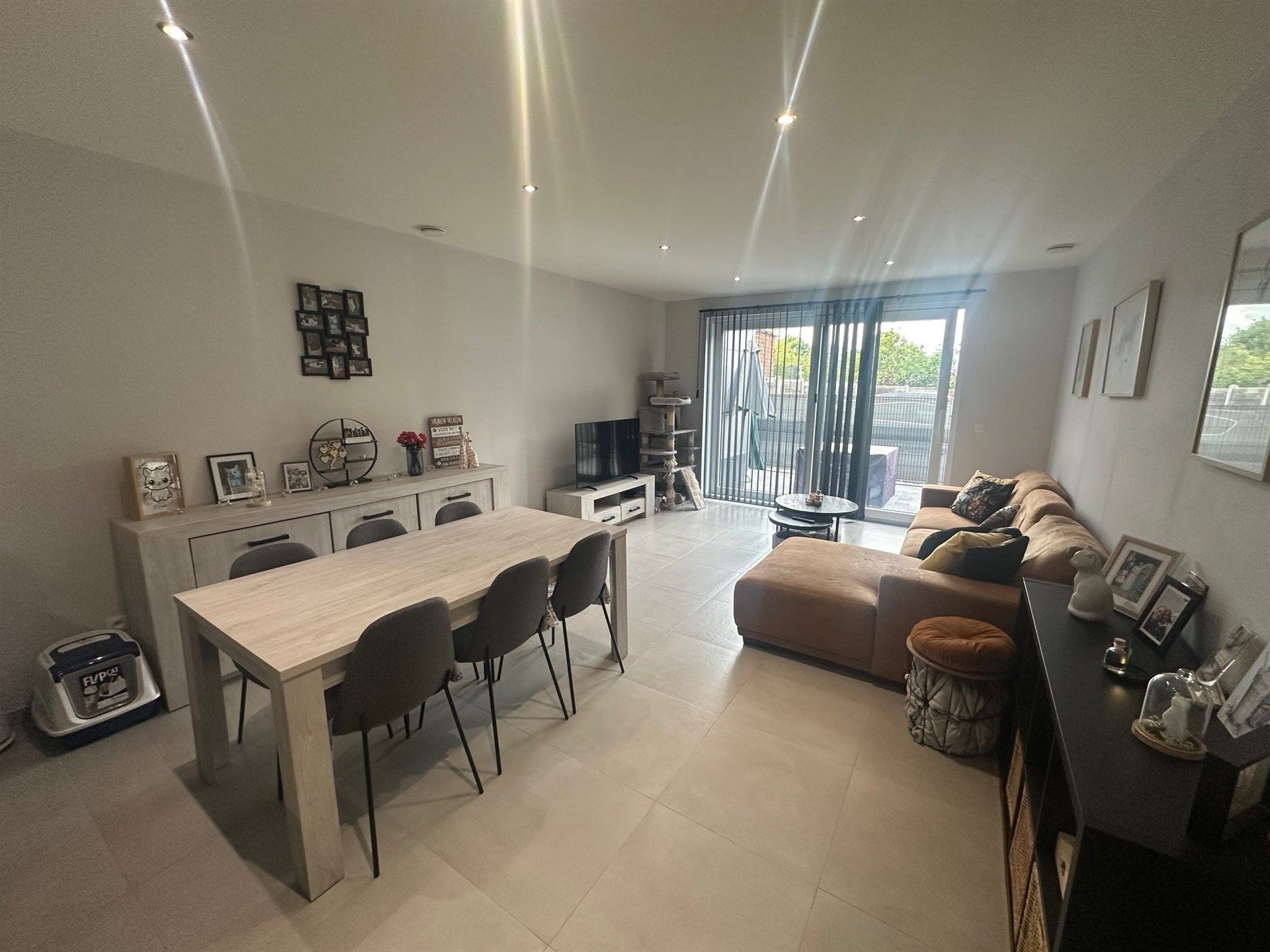Gelijkvloers appartement met 2 slaapkamers nabij het centrum van Erembodegem foto 2
