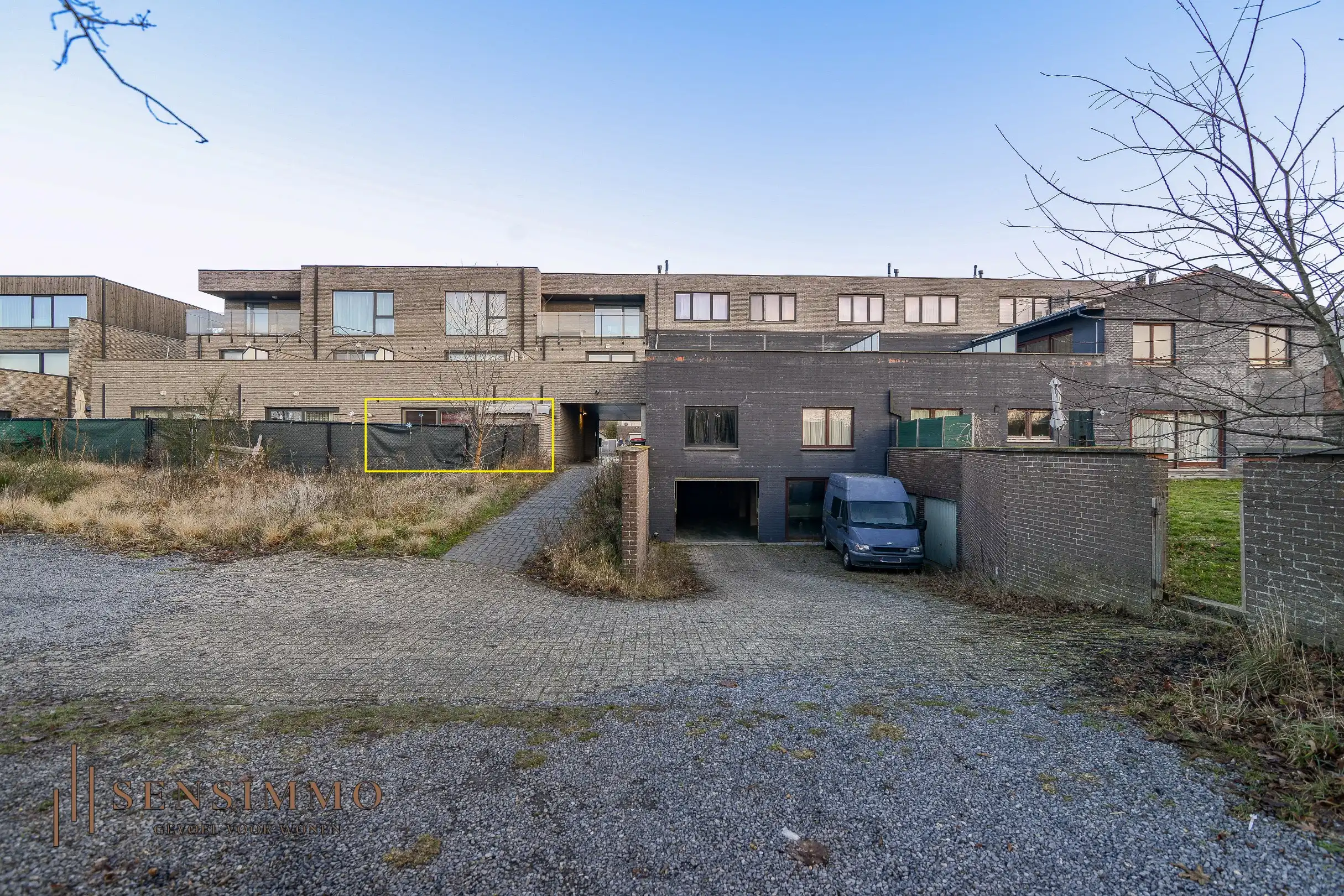 Gelijkvloers tweeslaapkamer appartement van 110m² met tuin, parking en kelderberging foto 17